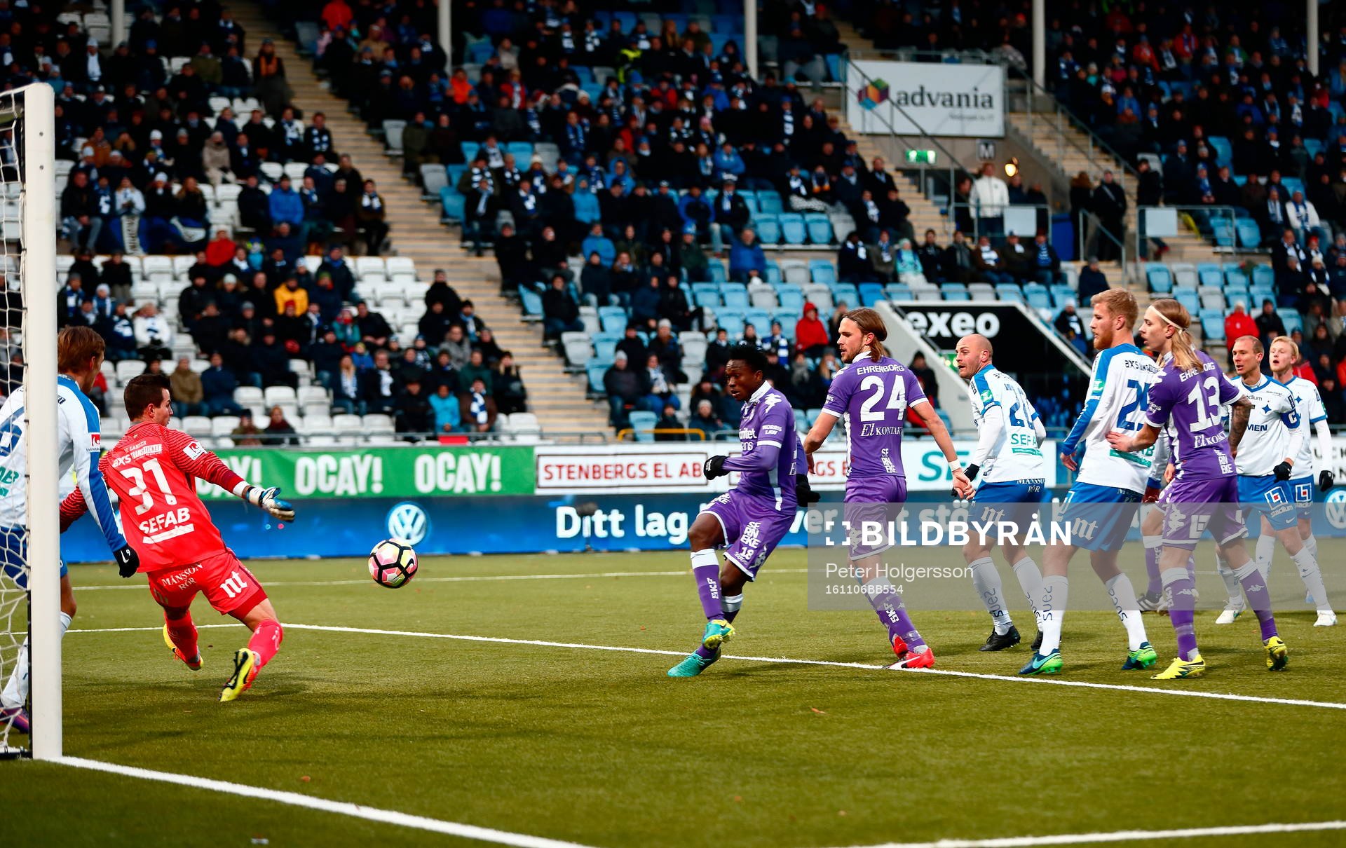 Mål 0-1 av IFK Göteborgs Lawson Sabah under fotbollsmatchen i Allsvenskan mellan Norrköping och IFK Göteborg den 6 november 2016 i Norrköping.