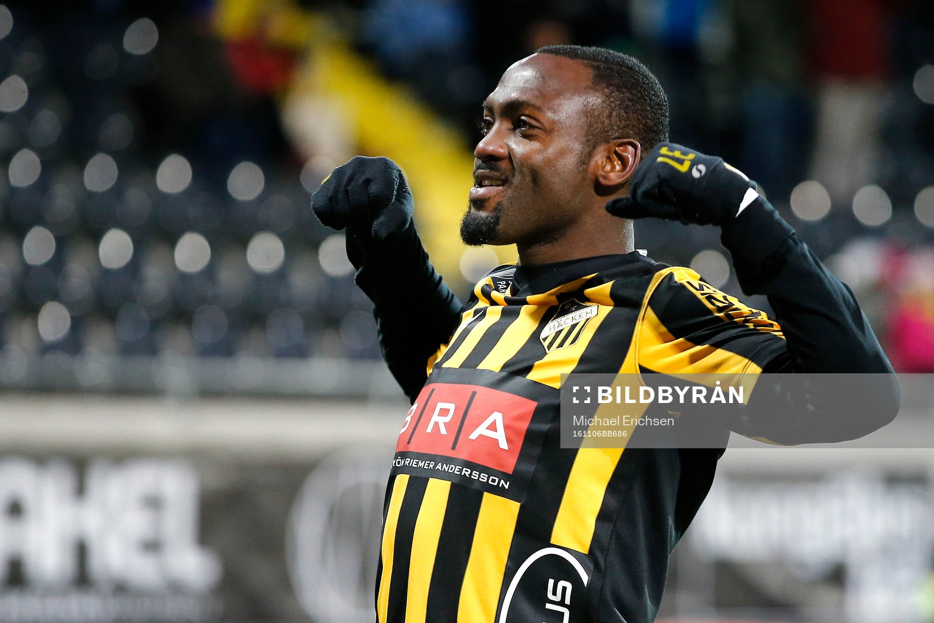Häckens John Owoeri jublar