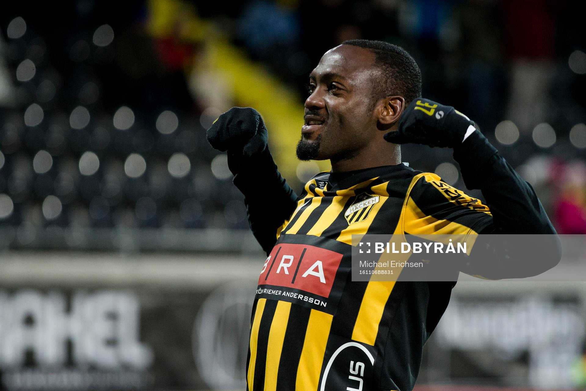 Häckens John Owoeri jublar