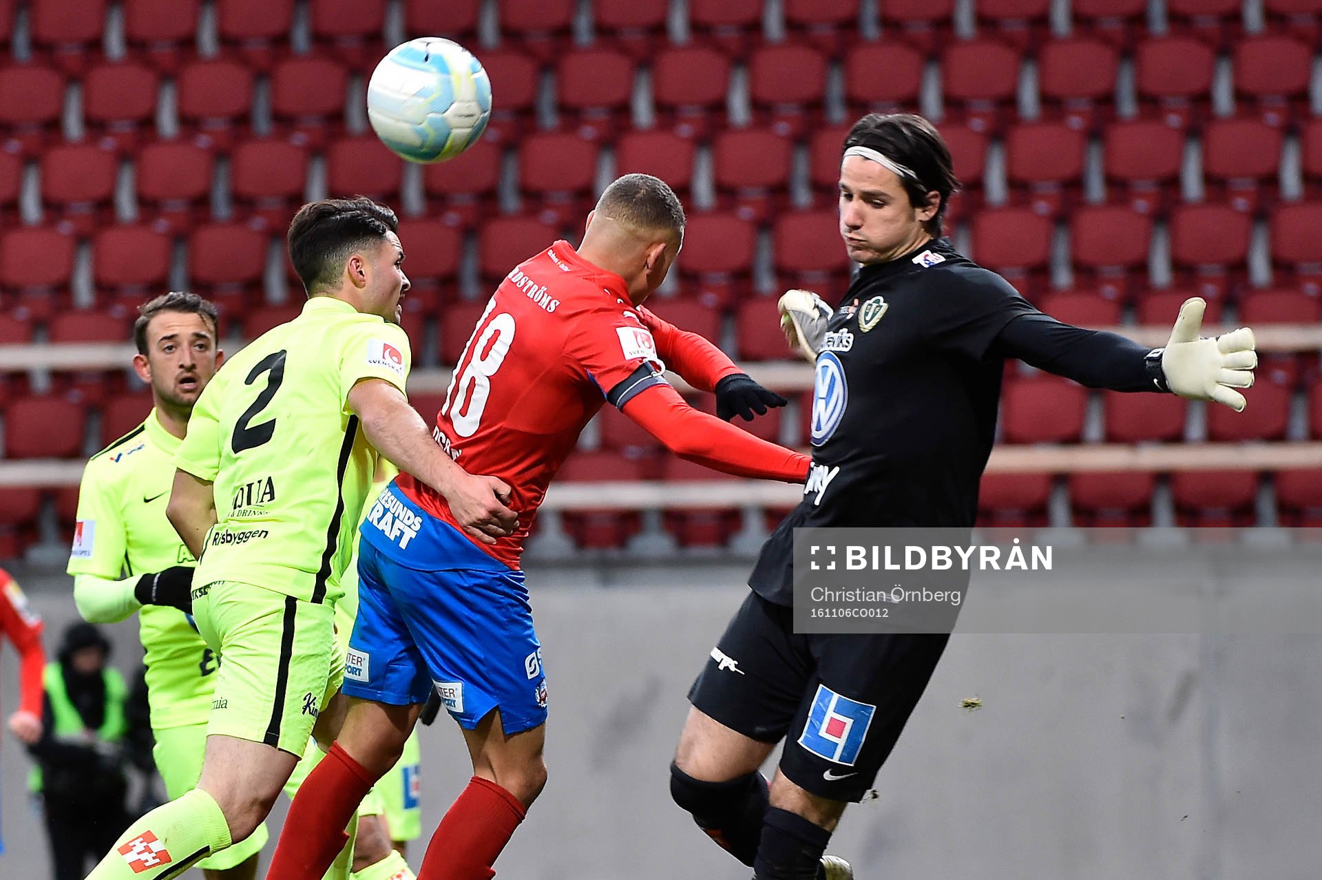 Helsingborgs Jordan Larsson oroar framför Jönköpings