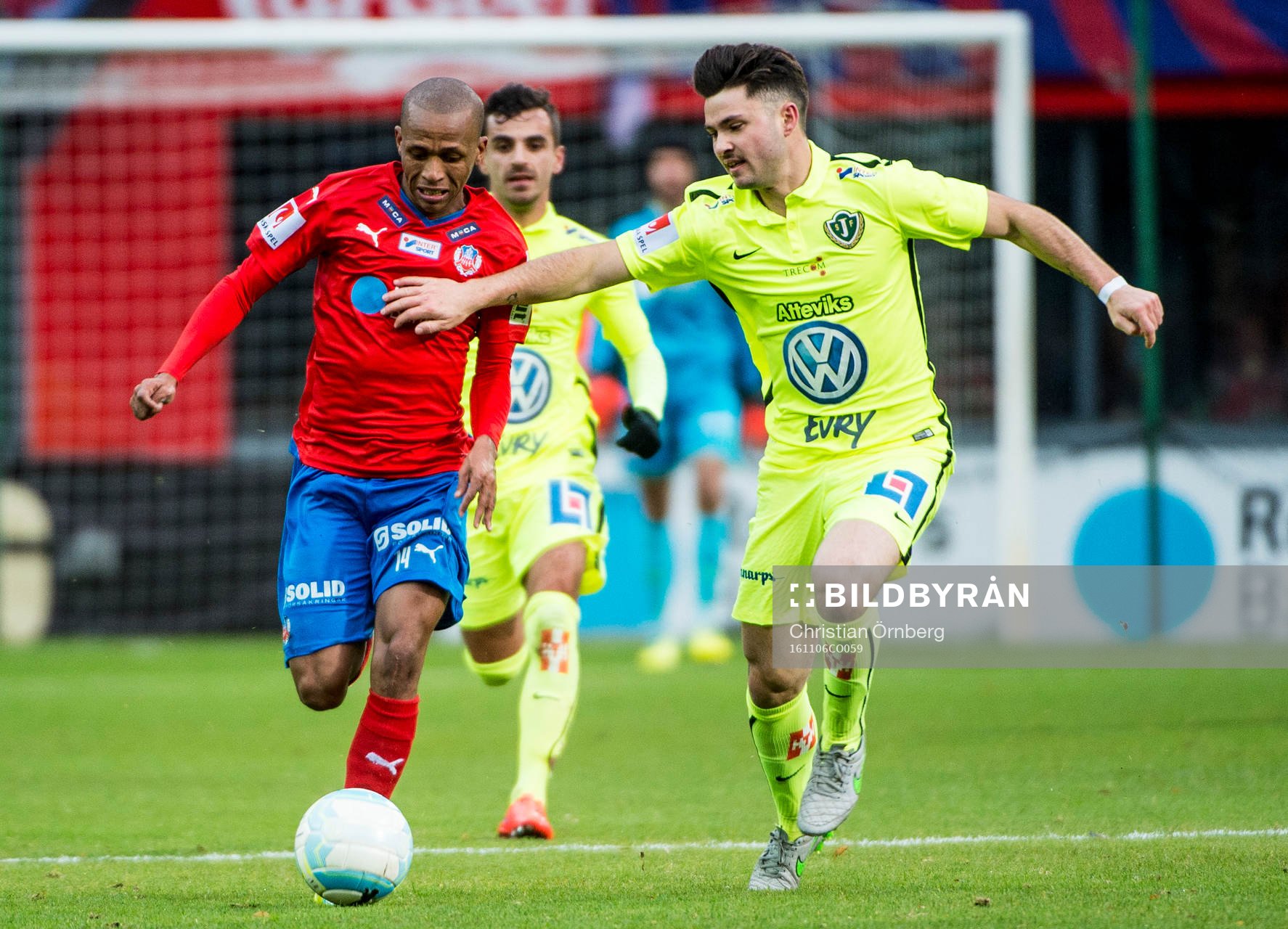 Helsingborgs Bradley Ralani mot Jönköpings Jonathan Tamimi