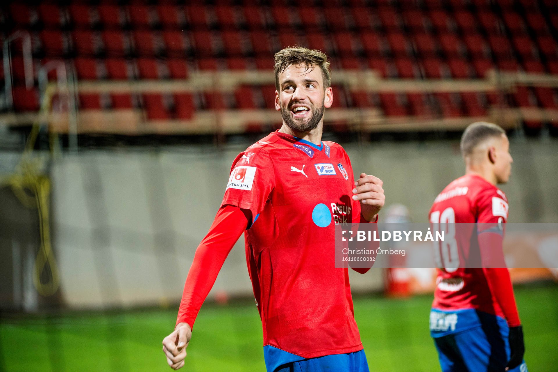 Helsingborgs Mikael Dahlberg jublar