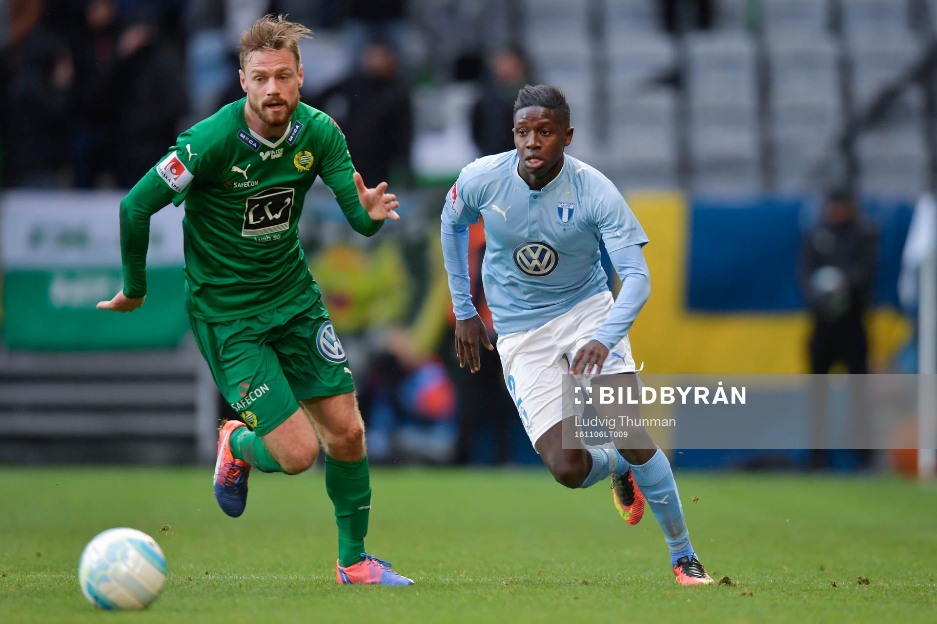 Hammarbys Arnór Smárason och Malmö FFs Enock Kofi Adu