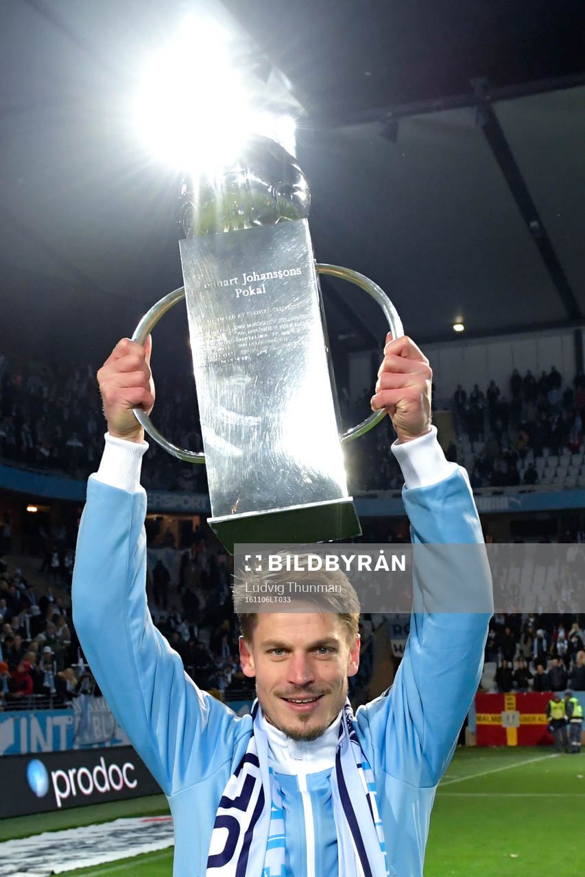 Malmö FFs Markus Rosenberg jublar för SM-guldet med