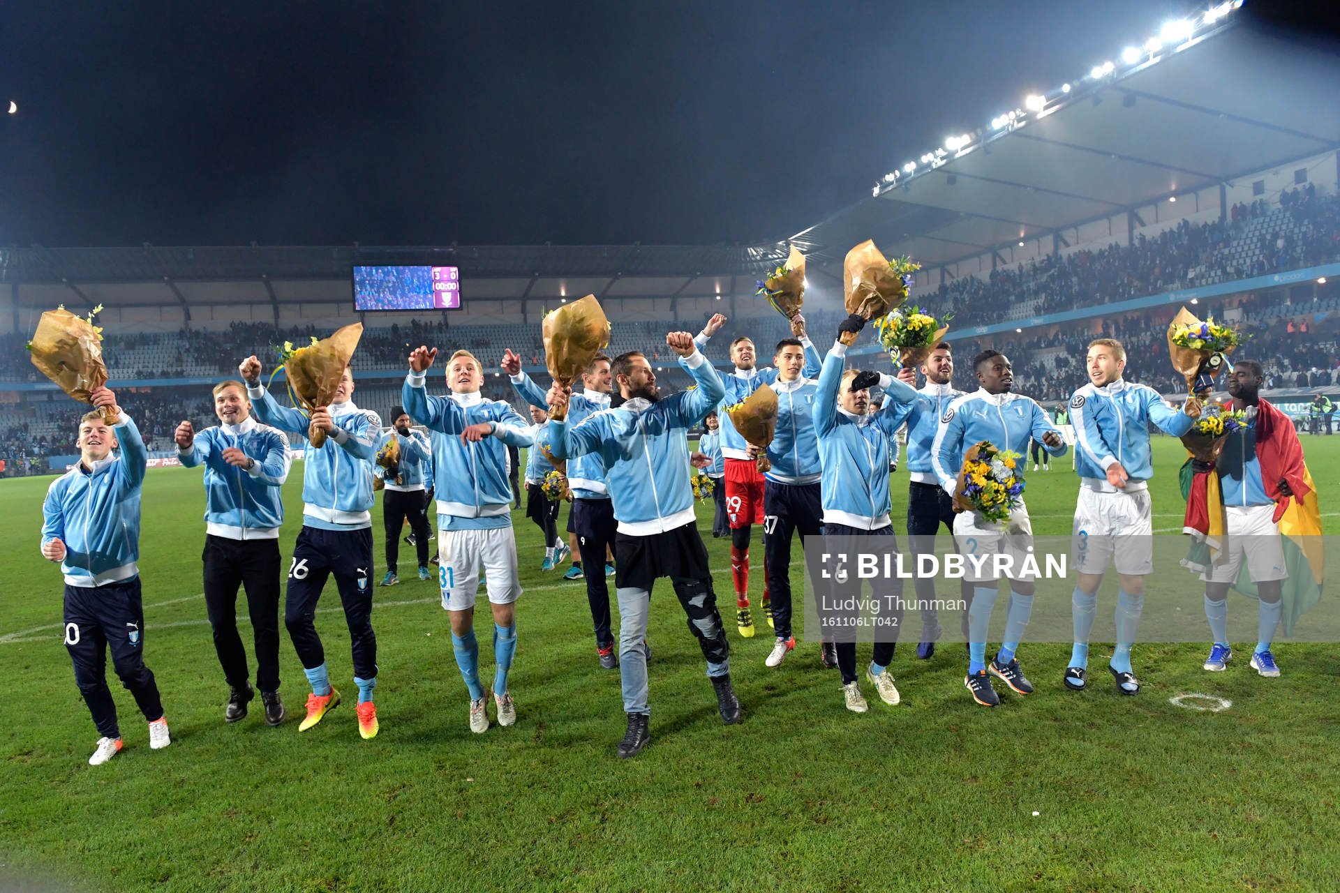 Malmö FFs spelare jublar för SM-guldet