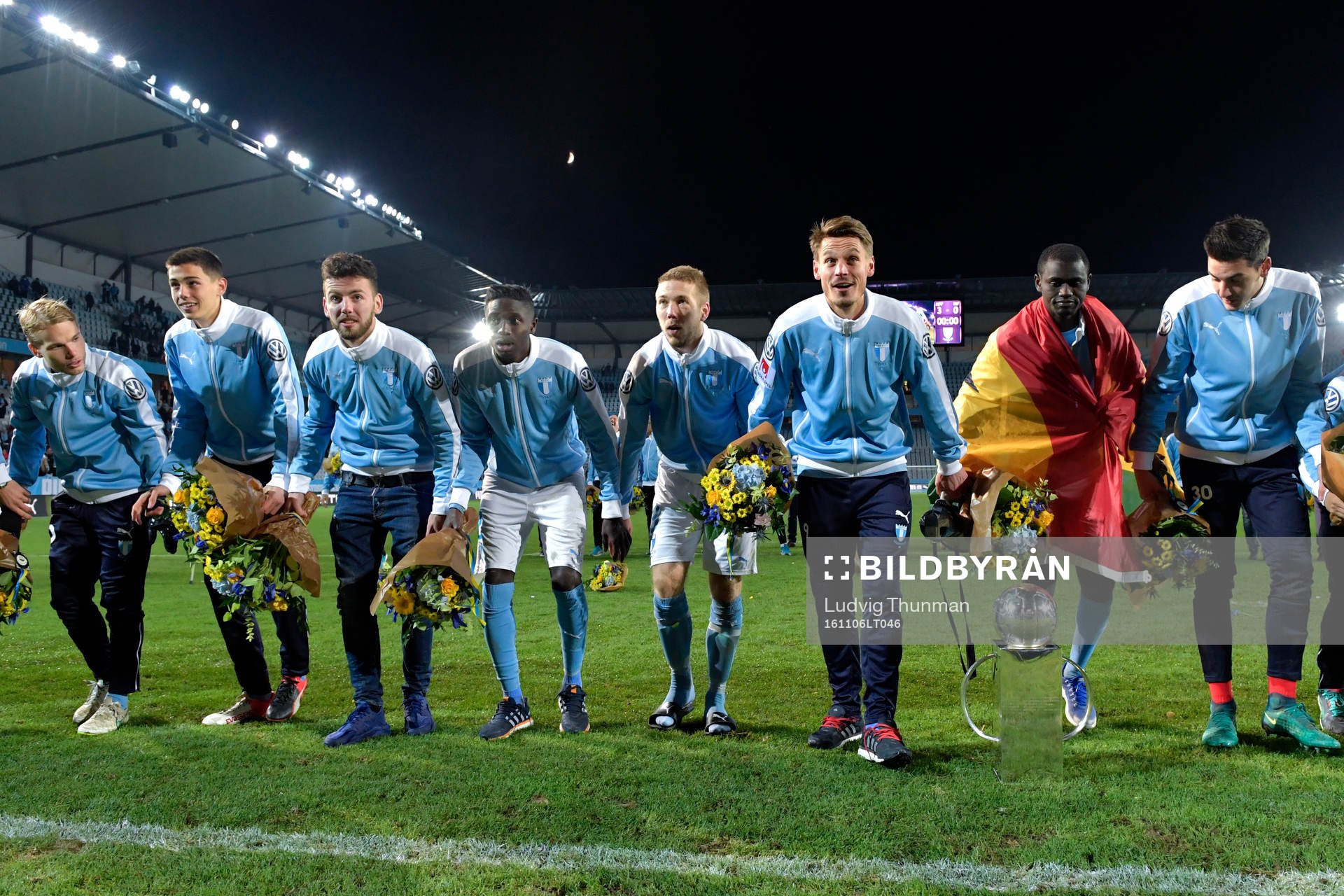 Malmö FFs spelare jublar för SM-guldet
