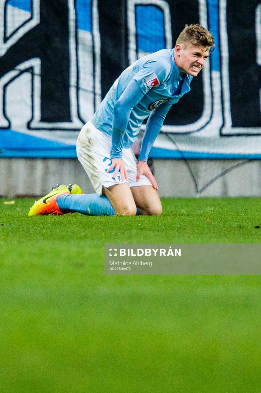 Malmö FFs Franz Brorsson gimaserar