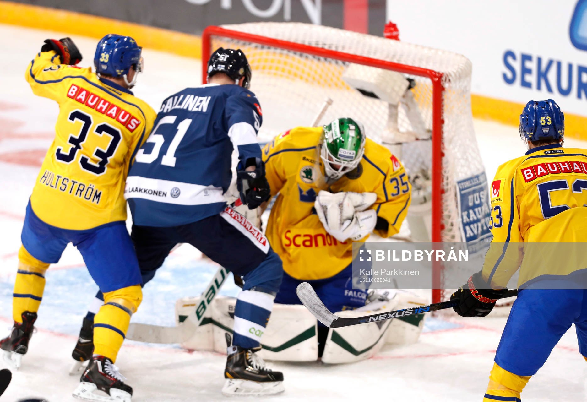 Sweden¥s Linus Hultström, Sweden¥s Niklas Svedberg and
