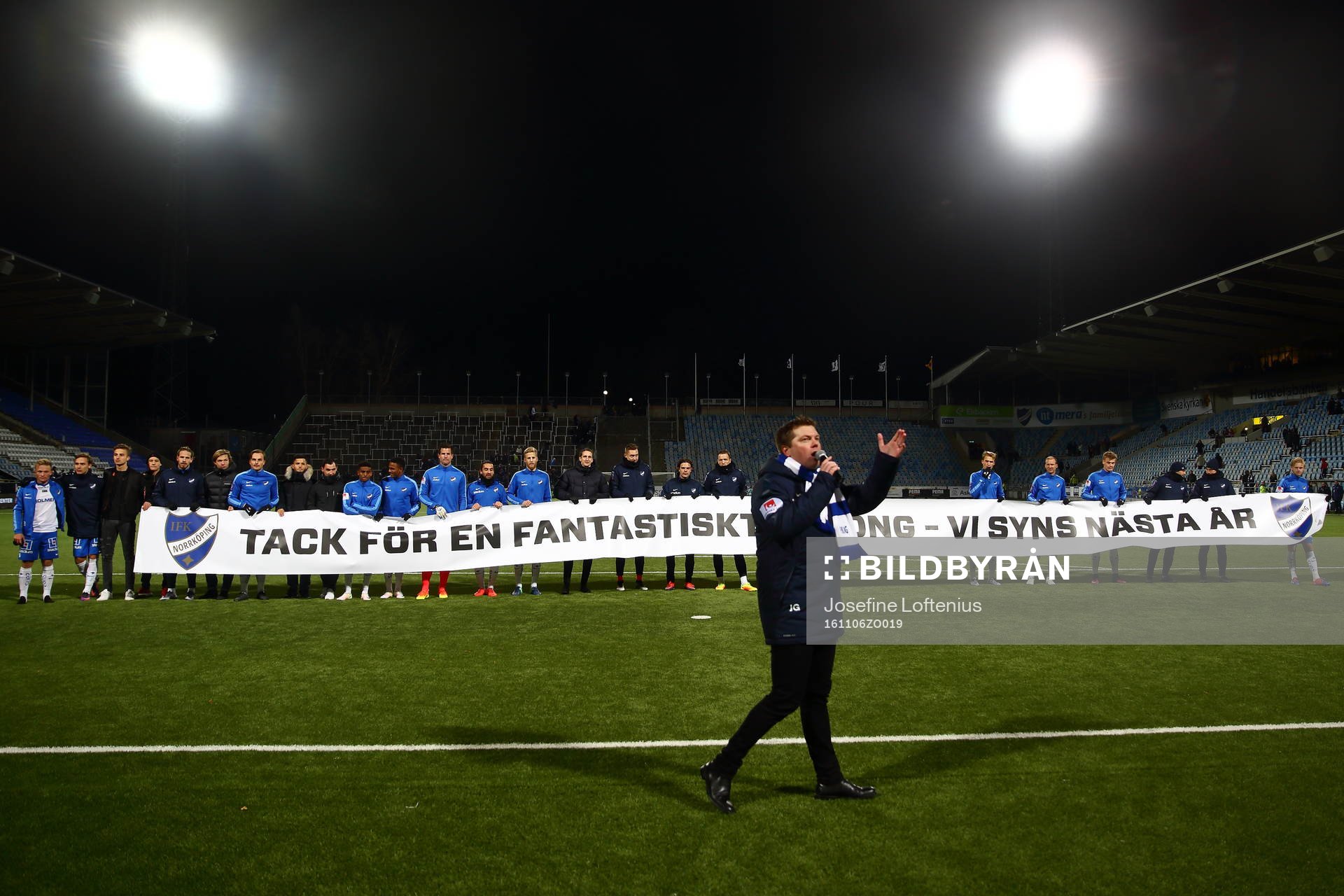 Norrköpings tränare Jens Gustafsson talar till