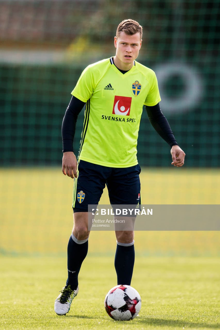 Viktor Claesson