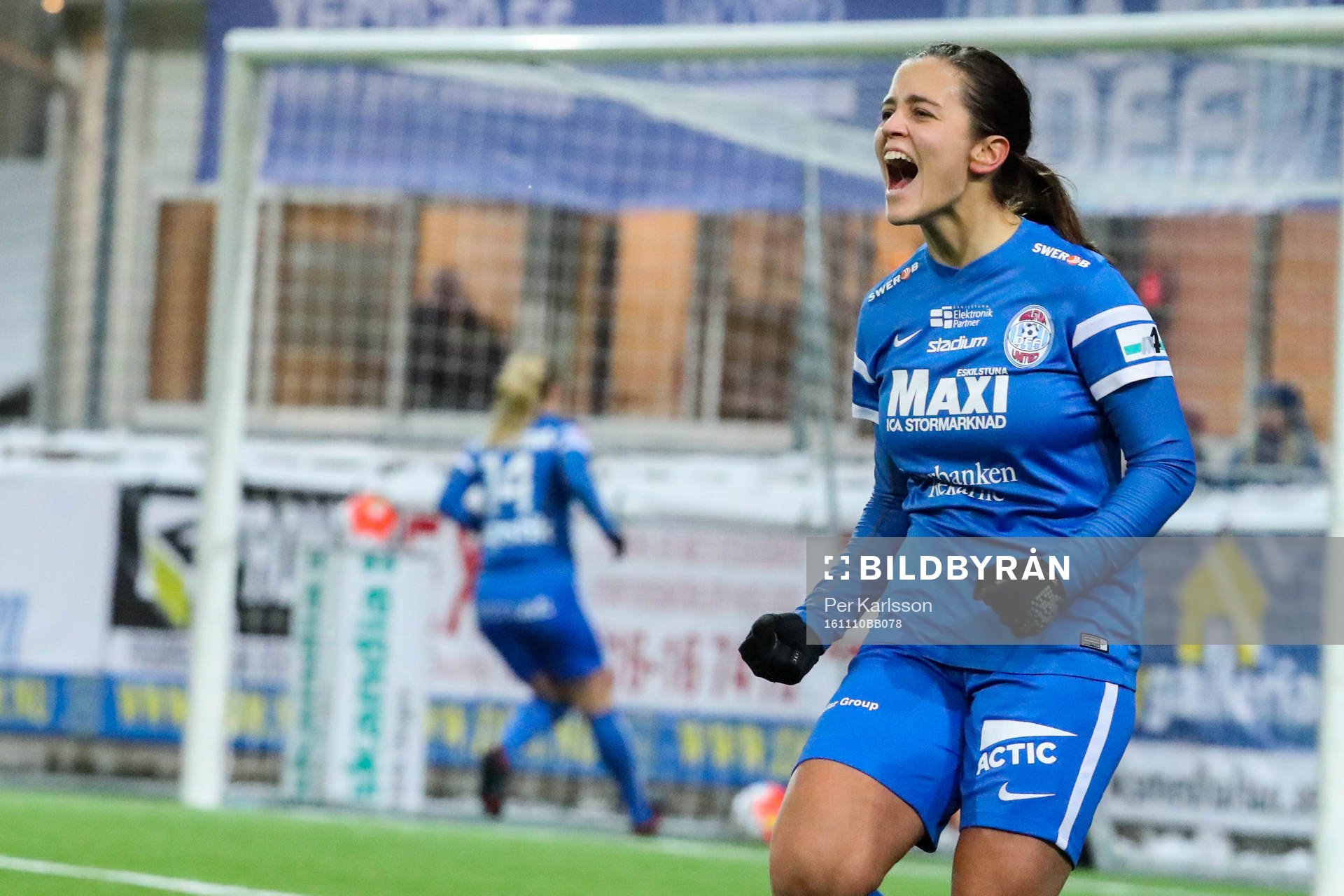 Eskilstuna Uniteds Marija Banusic jublar