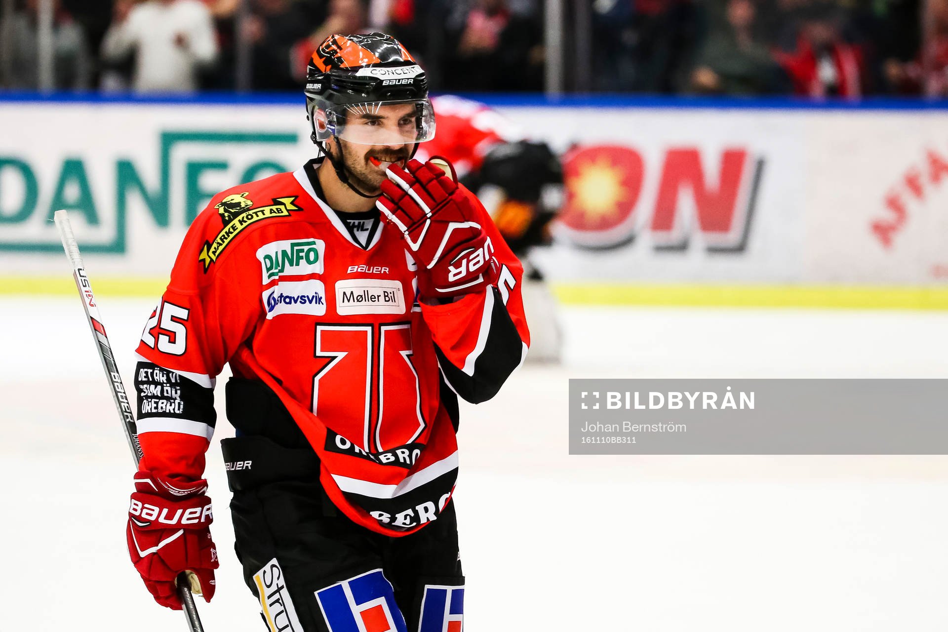 Örebros Martin Johansson jublar