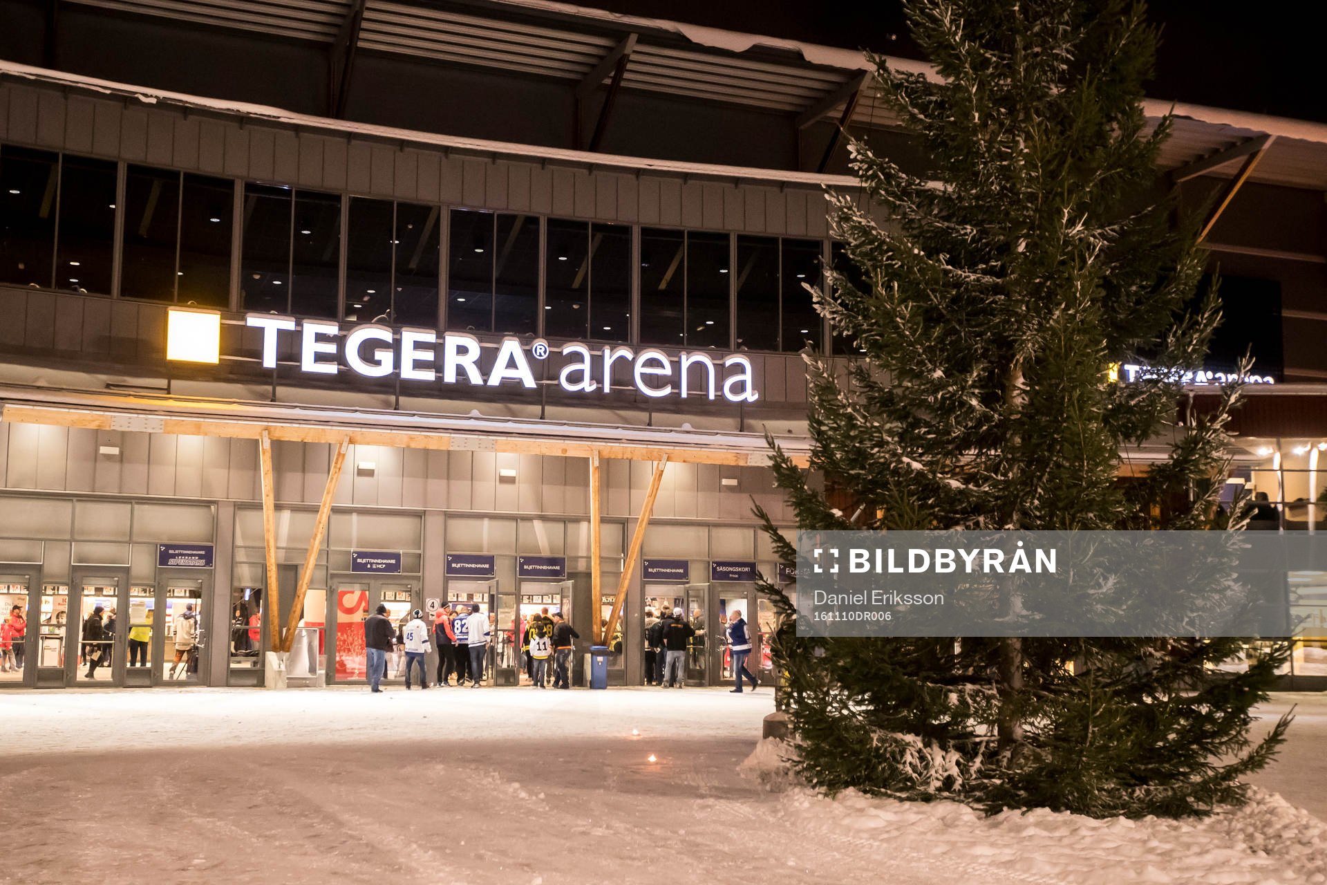Tegera Arena exteriör innan ishockeymatchen i SHL mellan