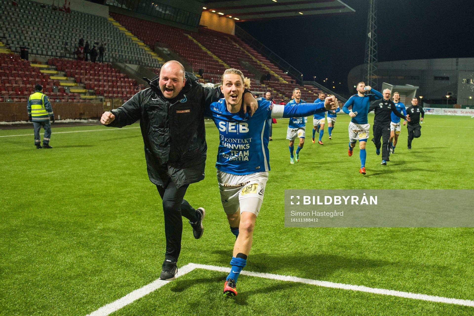 Norrbys Marcus Översjö jublar när han springer in på