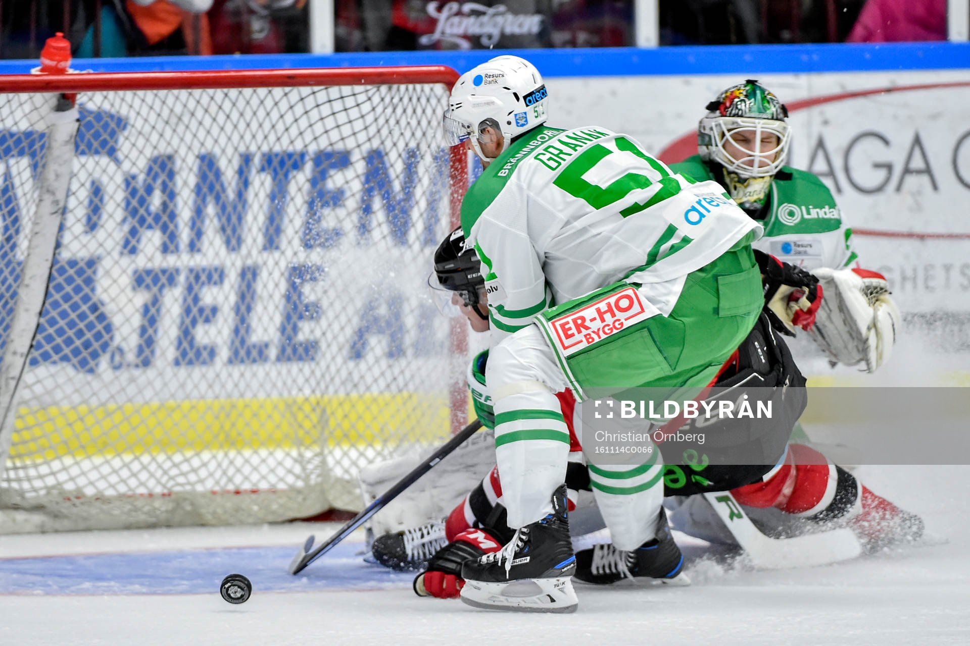 Malmö Redhawks Fredrik Händemark och Rögles Dominik