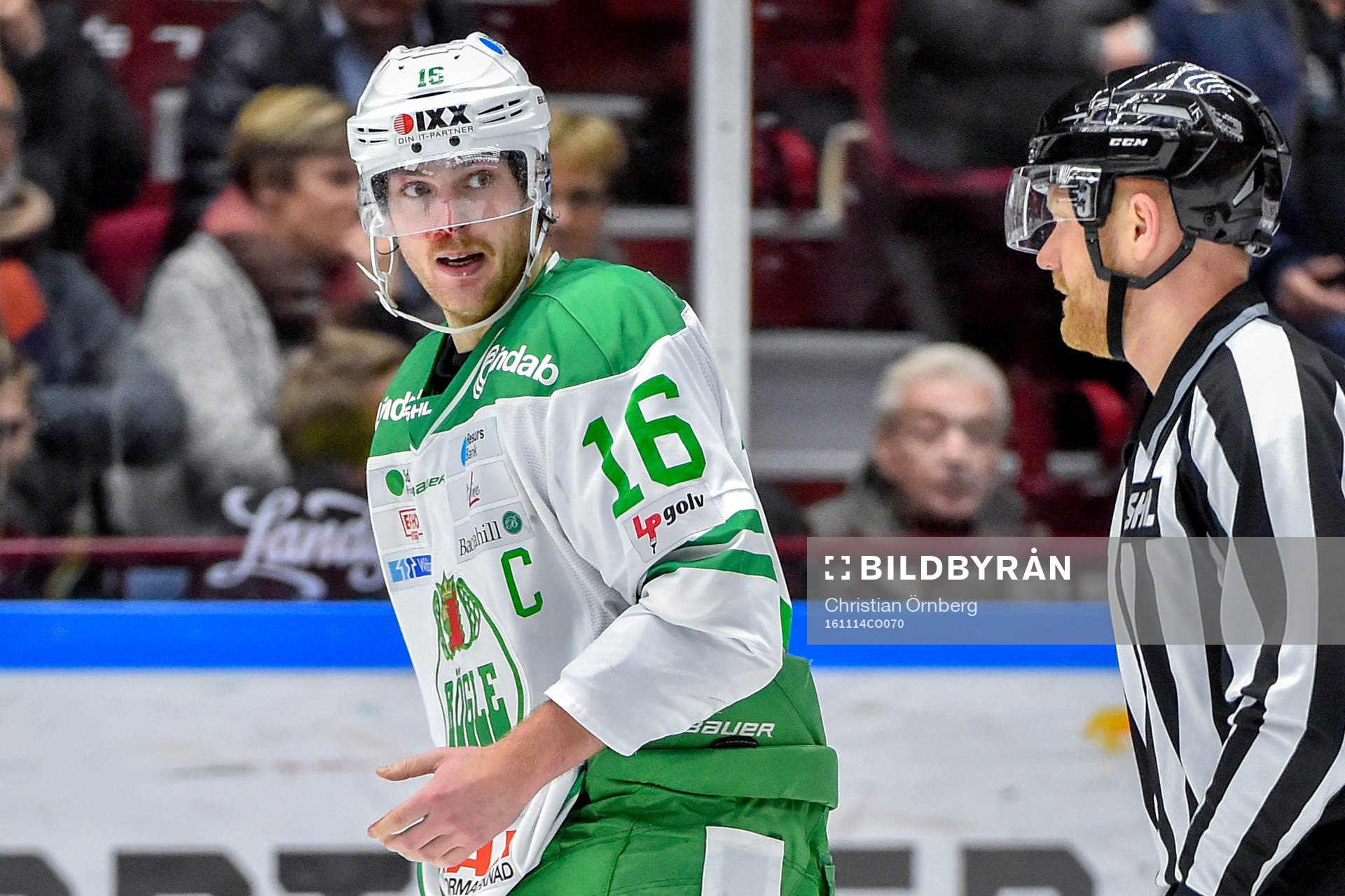 Rögles Christopher Liljewall blir utvisad