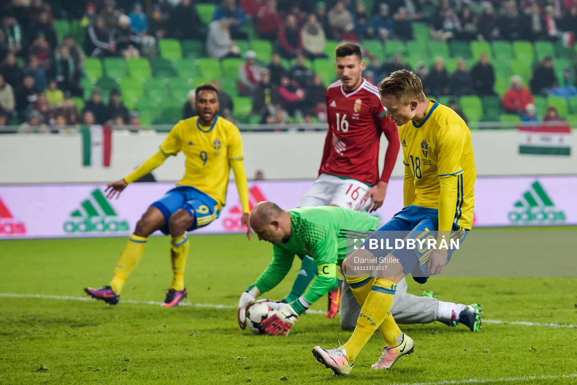 Sveriges Sam Larsson deppar