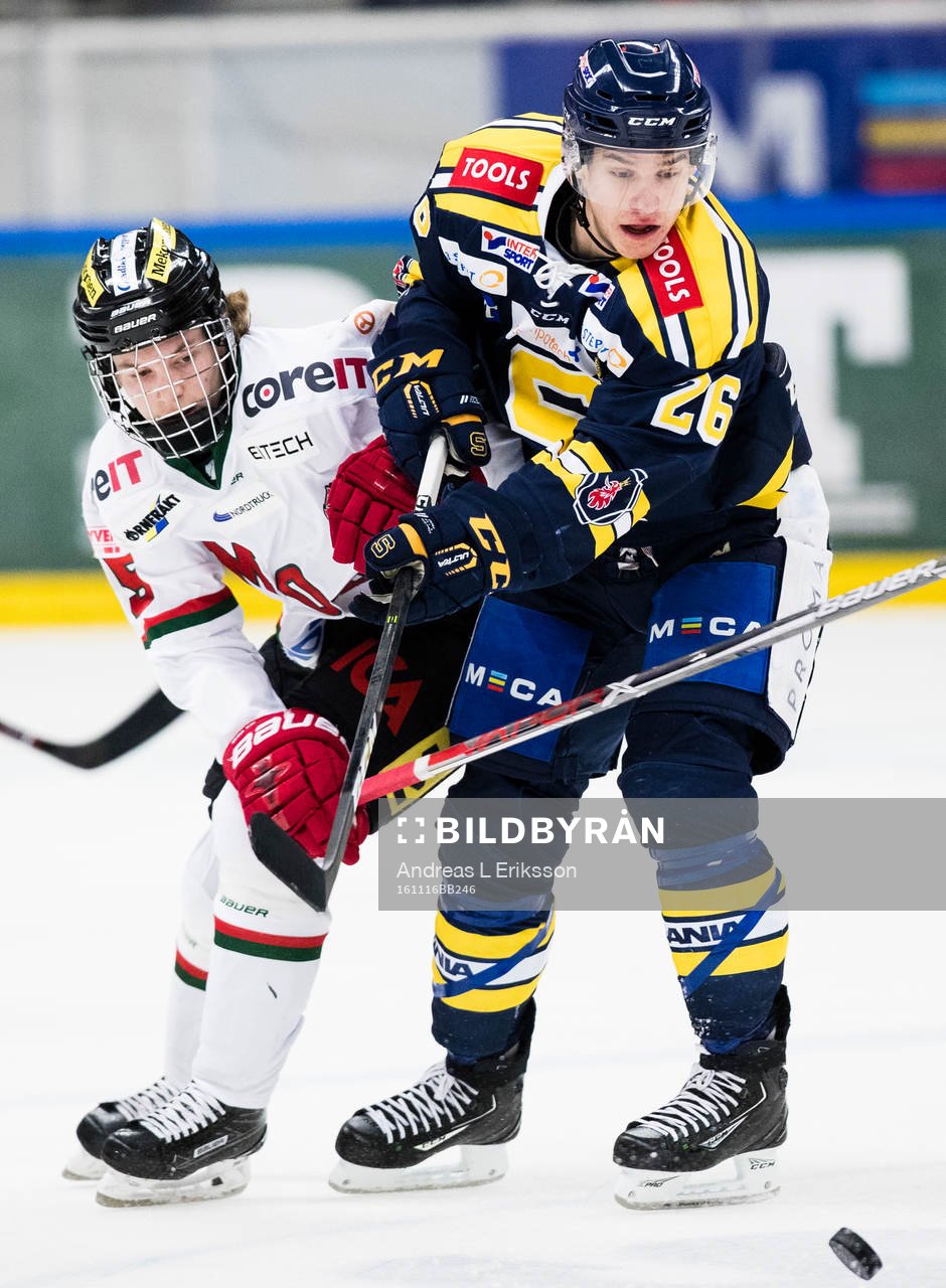 Modos Lukas Wernblom och Södertäljes Anton Holm