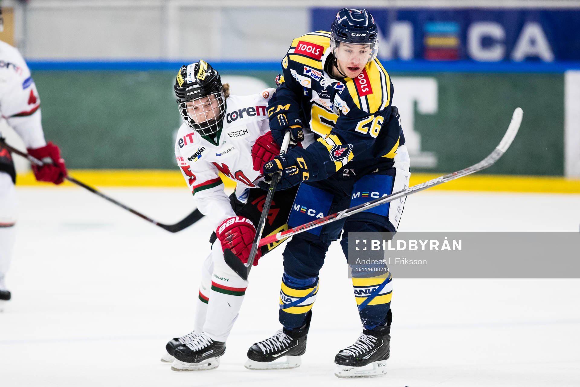 Modos Lukas Wernblom och Södertäljes Anton Holm