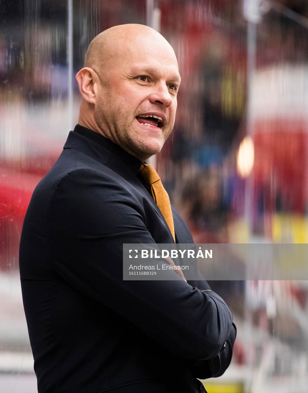 Modos tränare Andreas Johansson