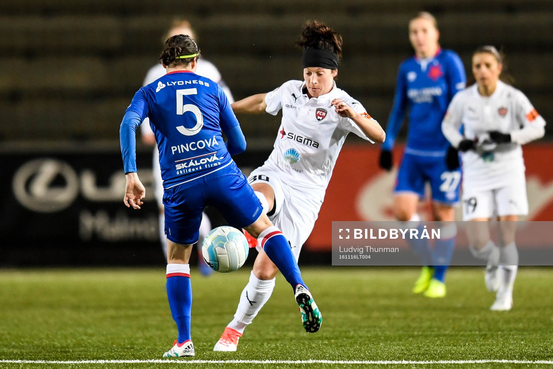 Rosengårds Ella Masar mot Slavia Prag Veronika Pincova