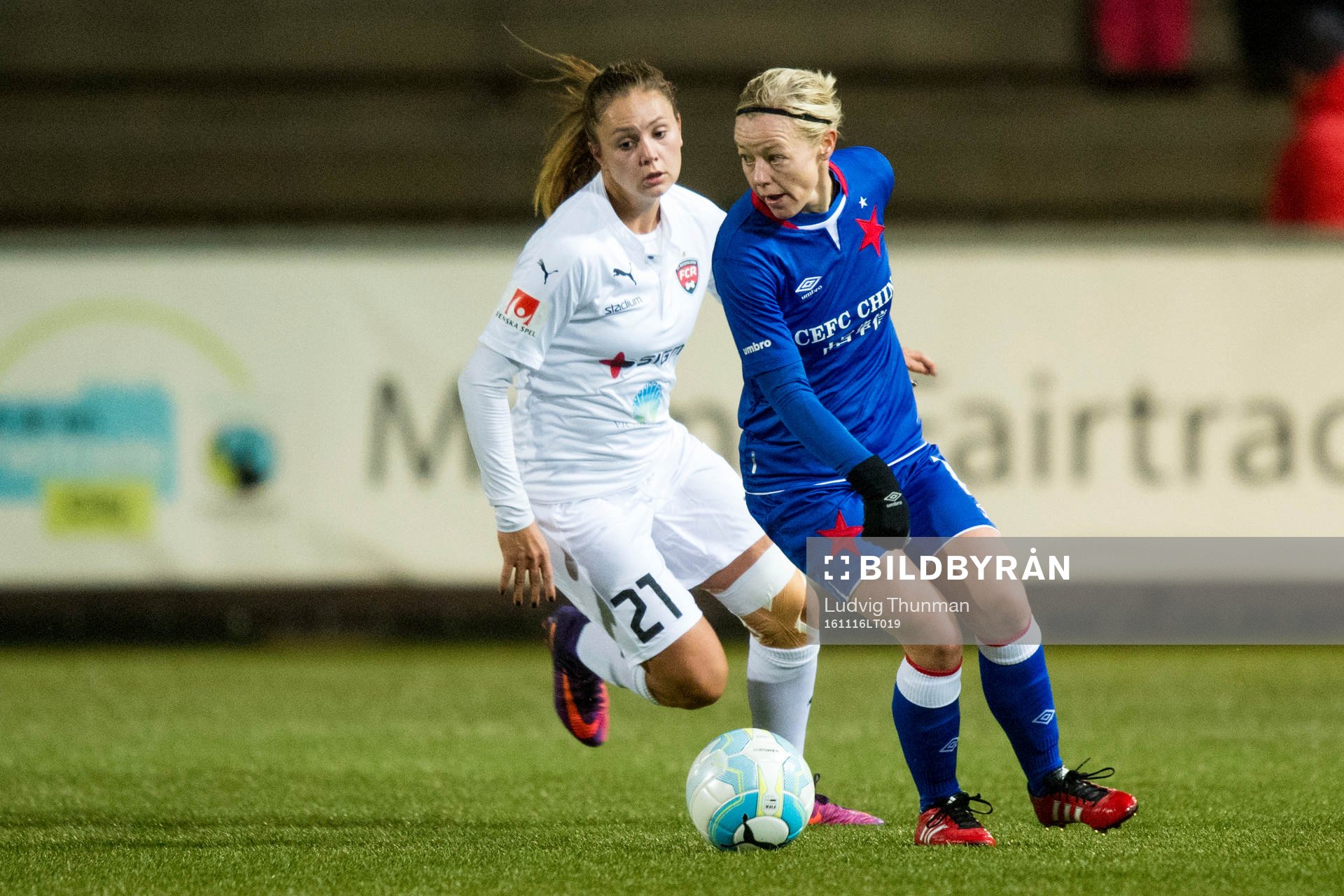 Rosengårds Lieke Martens och Slavia Prag Tereza Kozarova