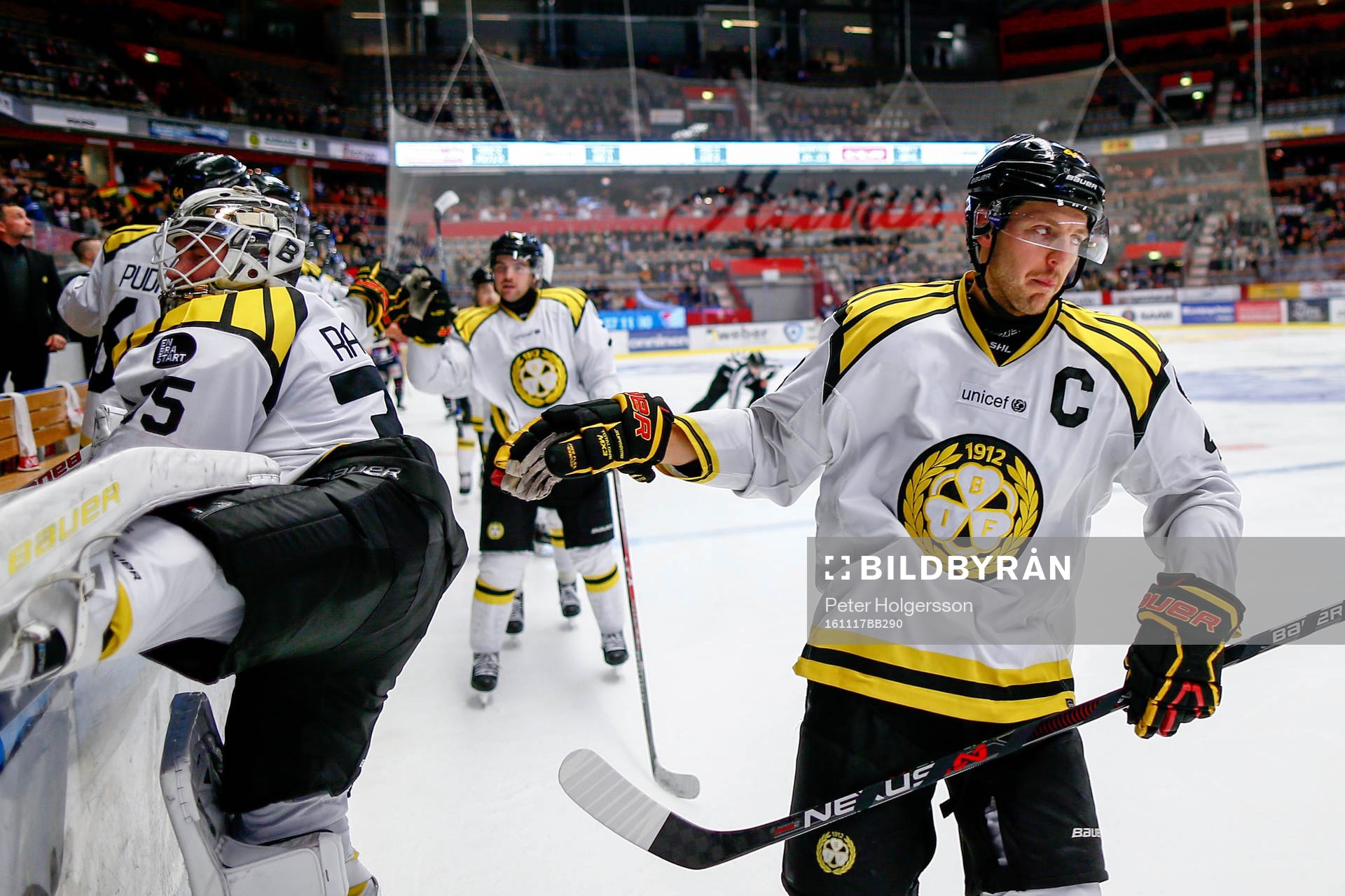 Brynäs Jacob Blomqvist jublar