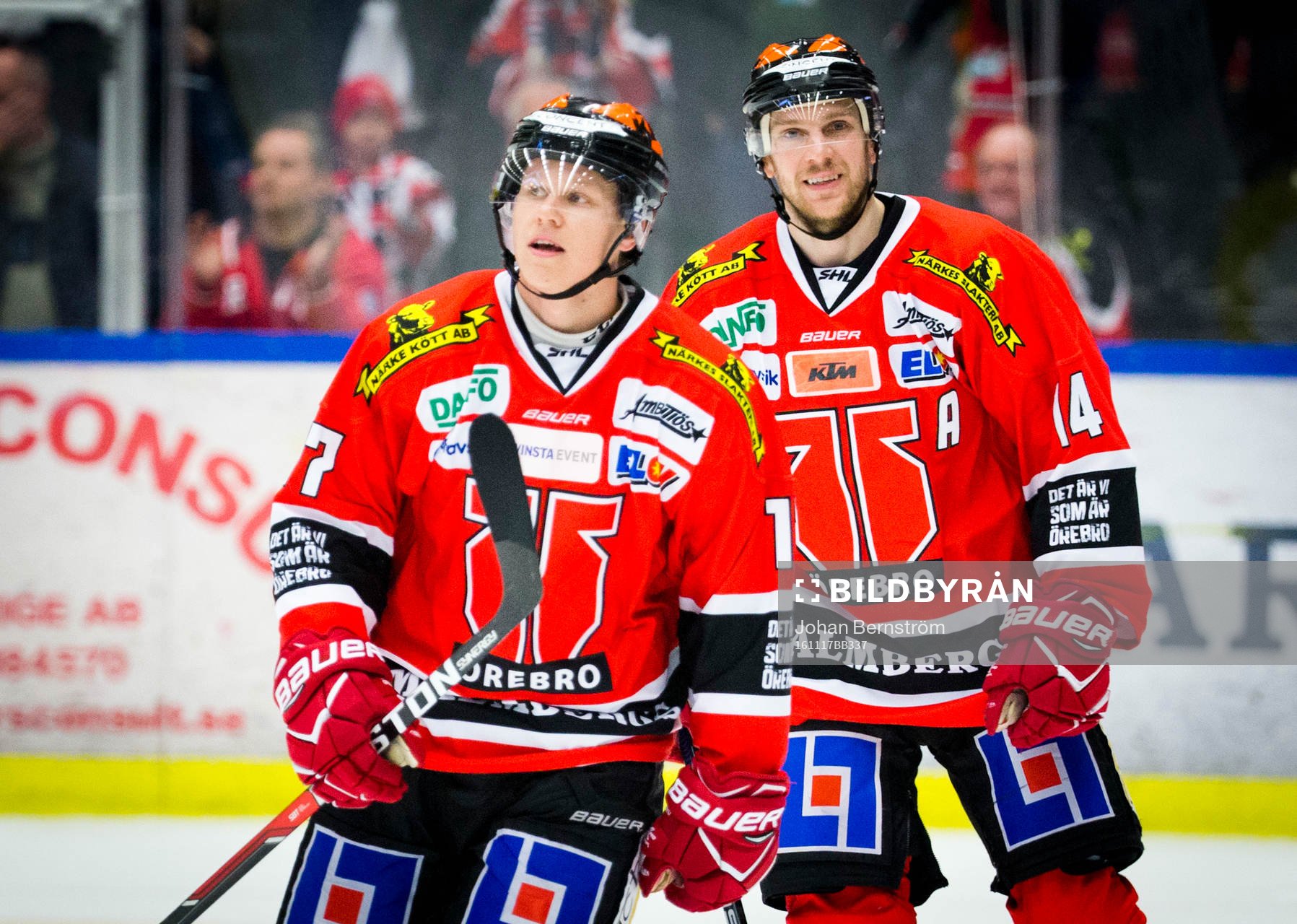 Örebros Daniel Viksten gör 3-0 och jublar med Tom Wandell