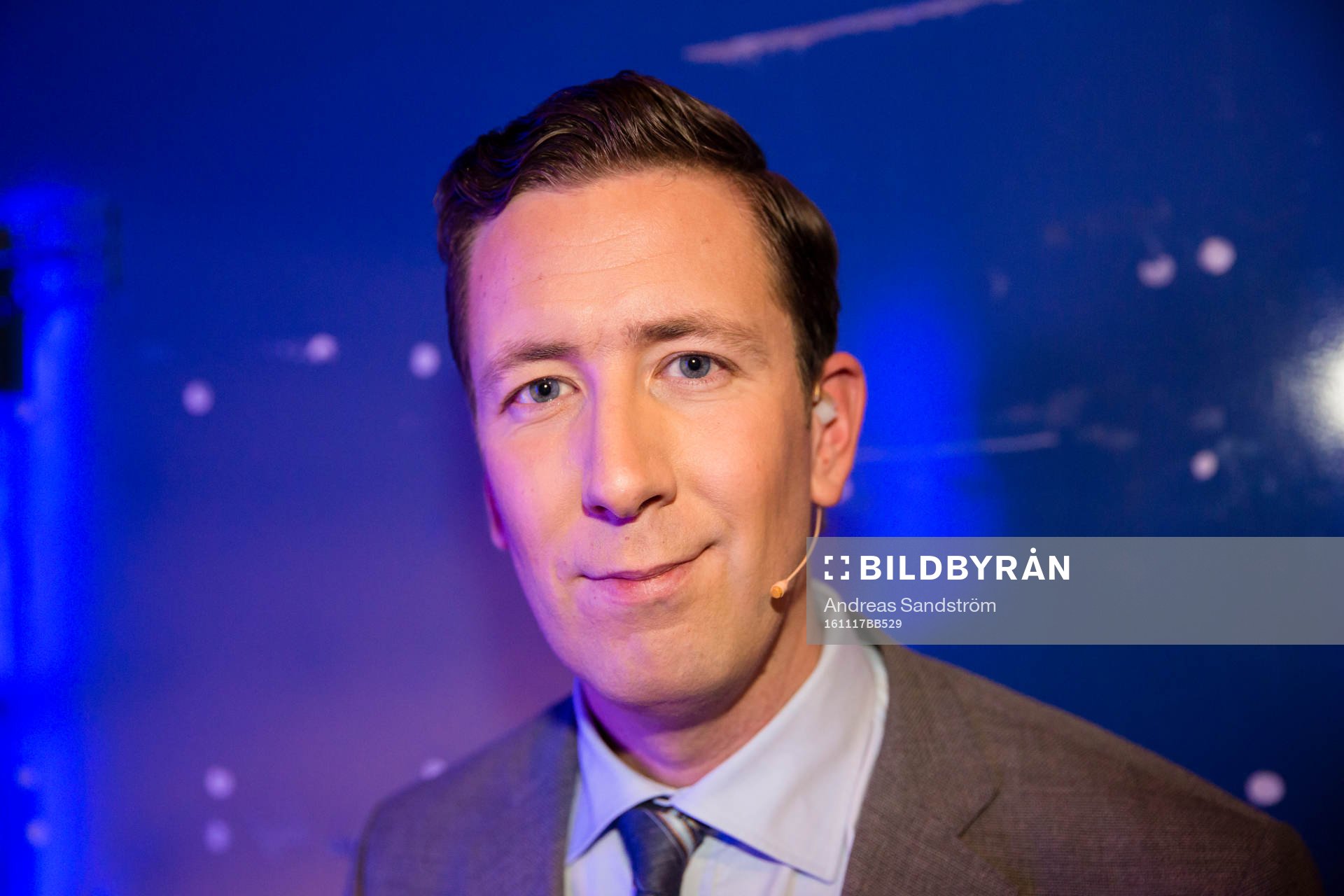 Cmores Jonas Dahlquist poserar för ett porträtt under Cmores TV-gala Allsvenskans Stora Pris den 17 November 2016 i Stockholm. 