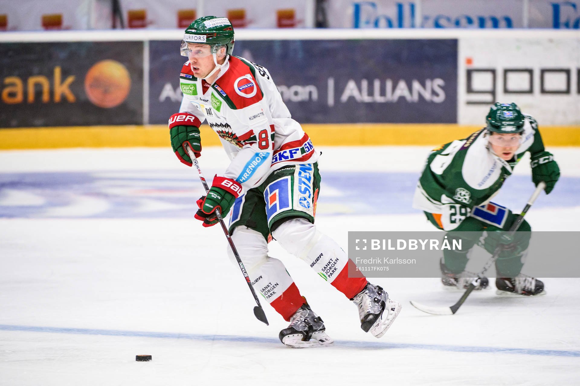Frölundas John Nyberg och Färjestads Oskar Steen