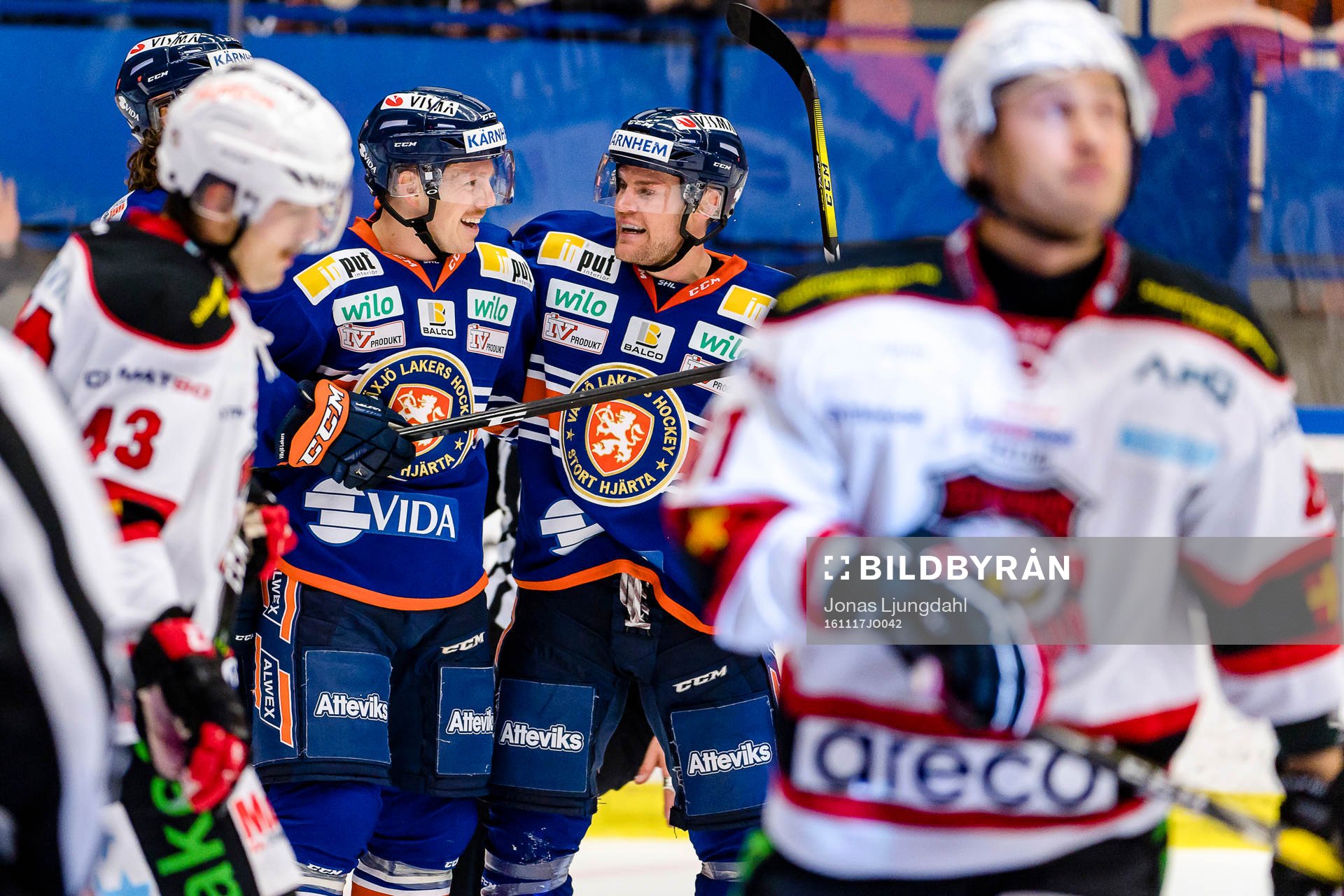 Växjös Joakim Hillding och Geoff Platt jublar