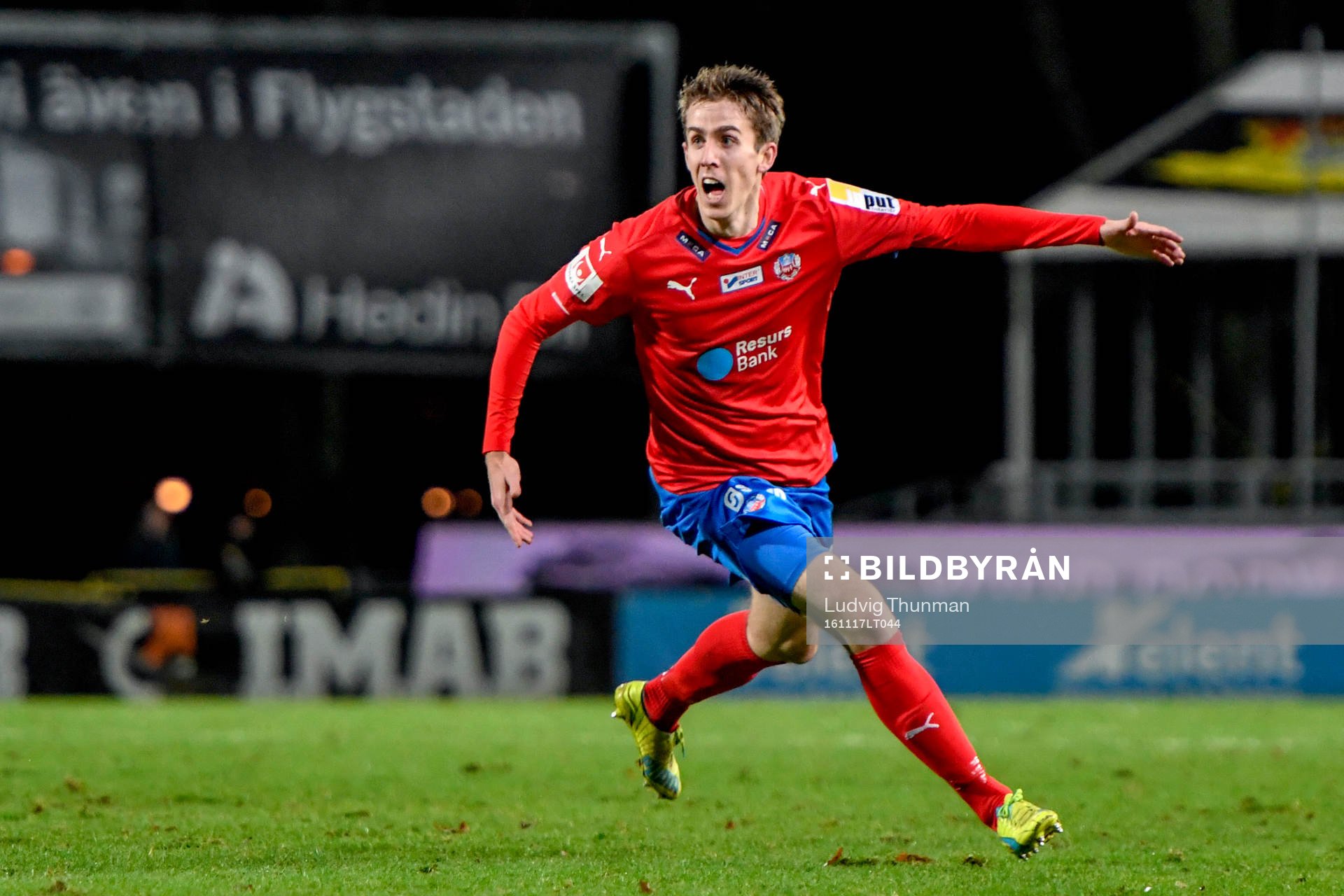 Helsingborgs Adam Eriksson jublar