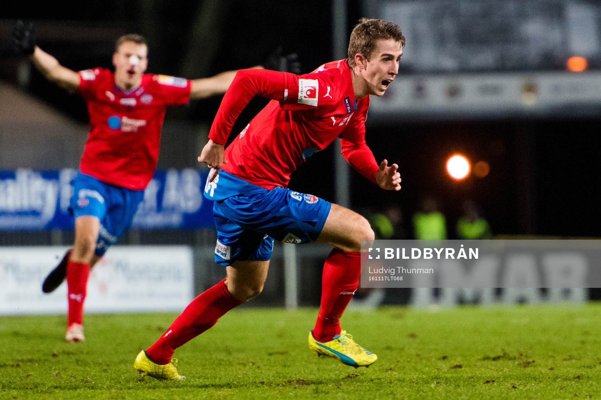 Helsingborgs Adam Eriksson jublar