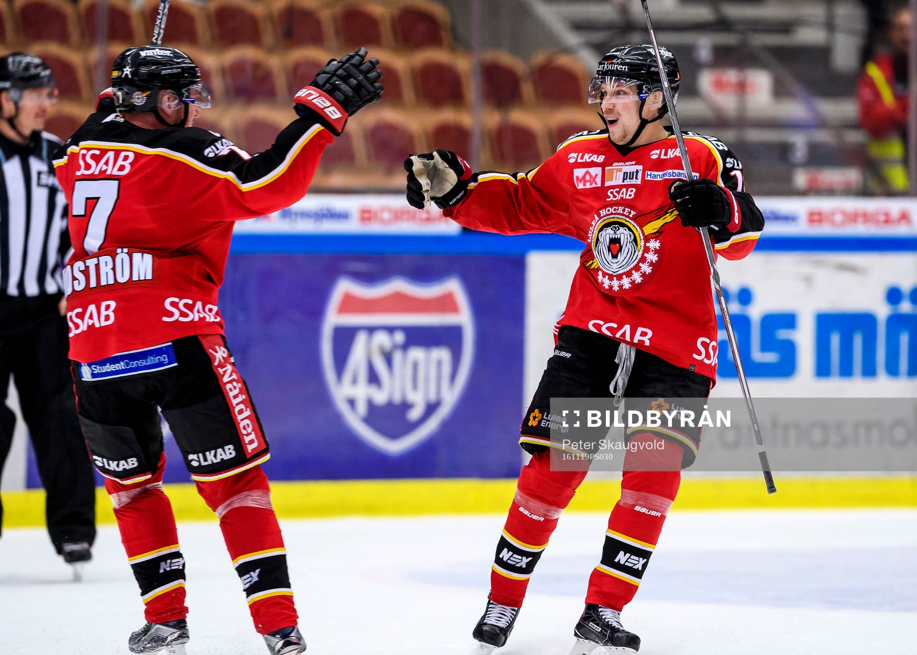 Luleås Jan Sandström (v) jublar
