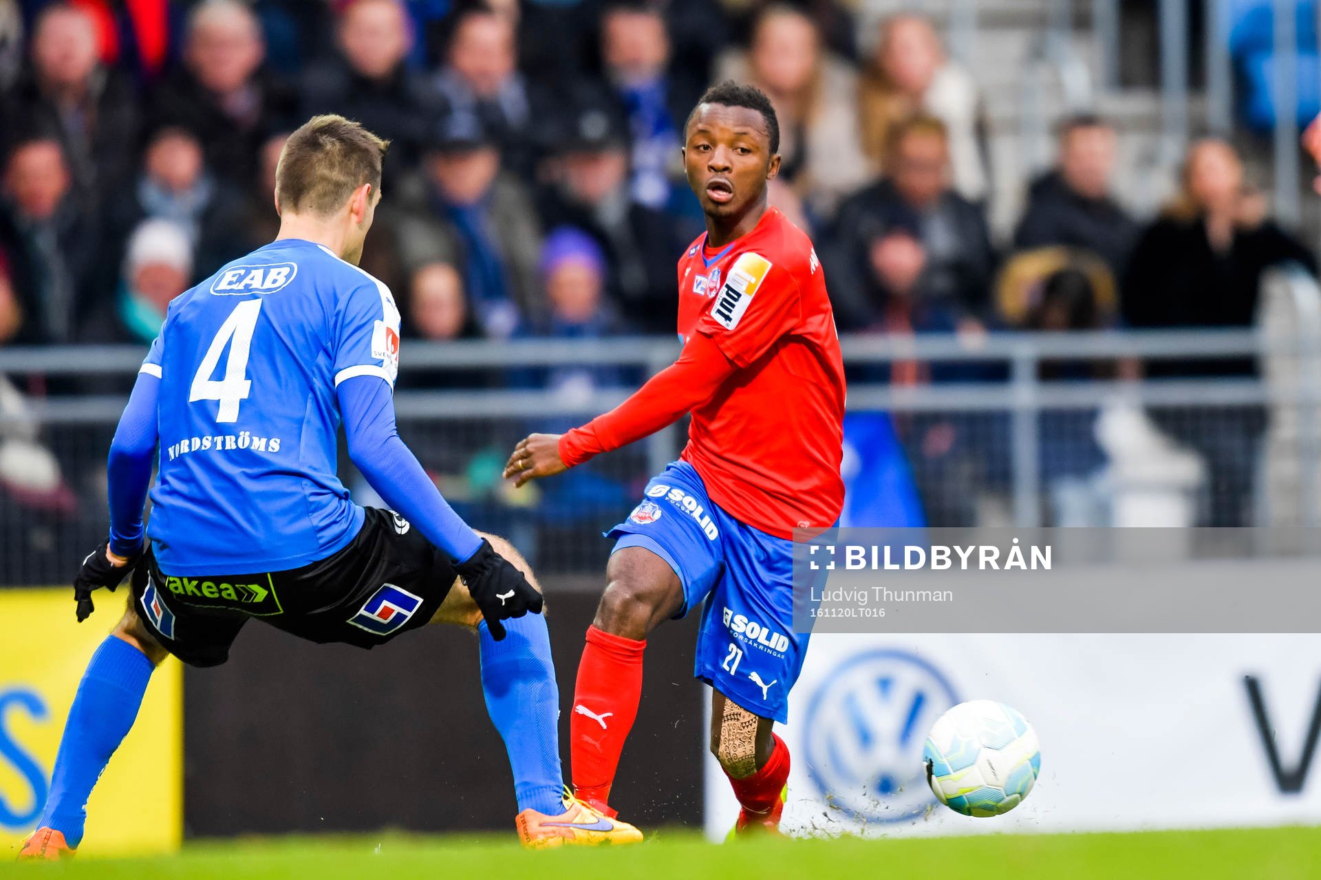 Helsingborgs Monday Samuel och Halmstads Ivo Pekalski