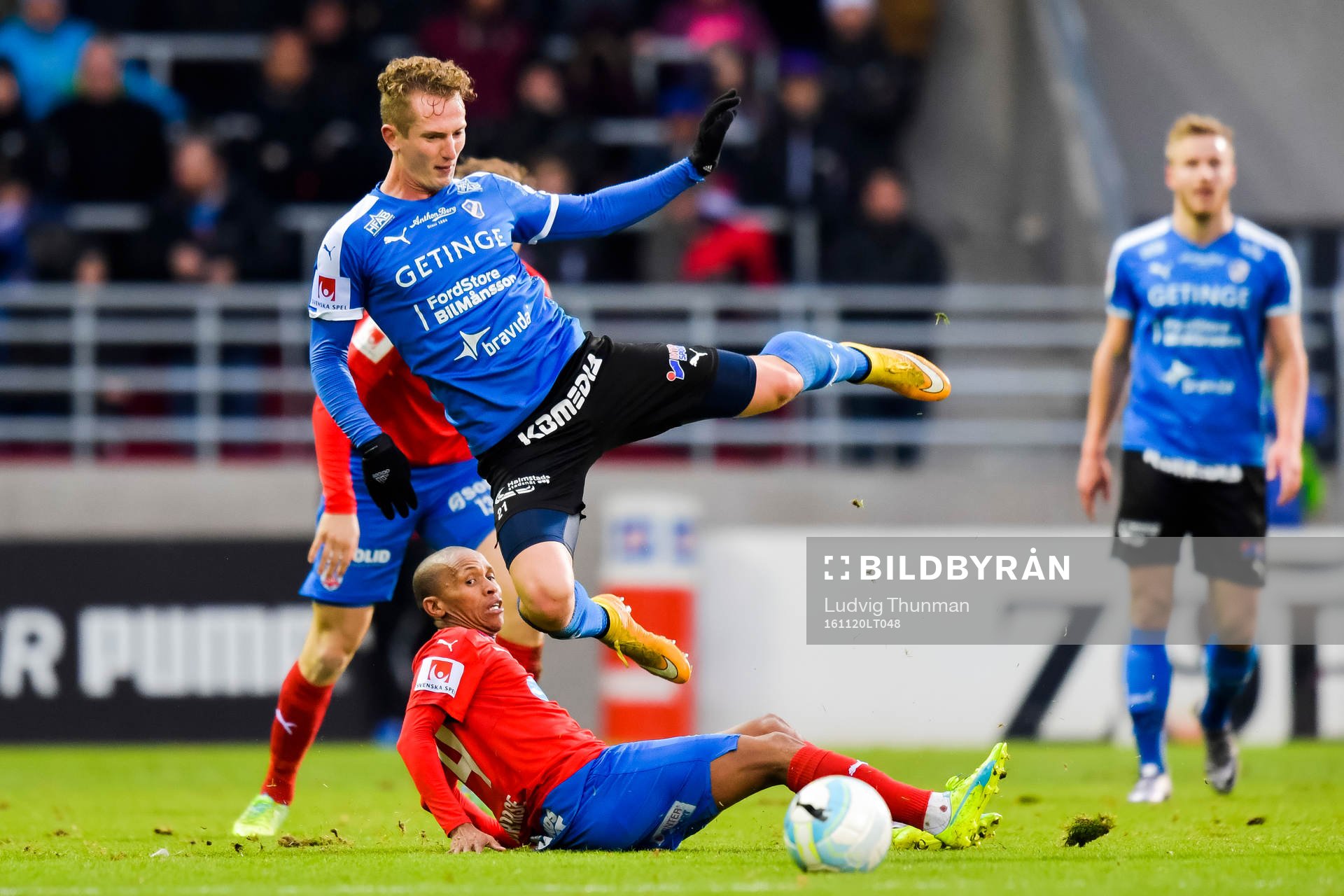 Halmstads Andreas Bengtsson och Helsingborgs Bradley Ralani