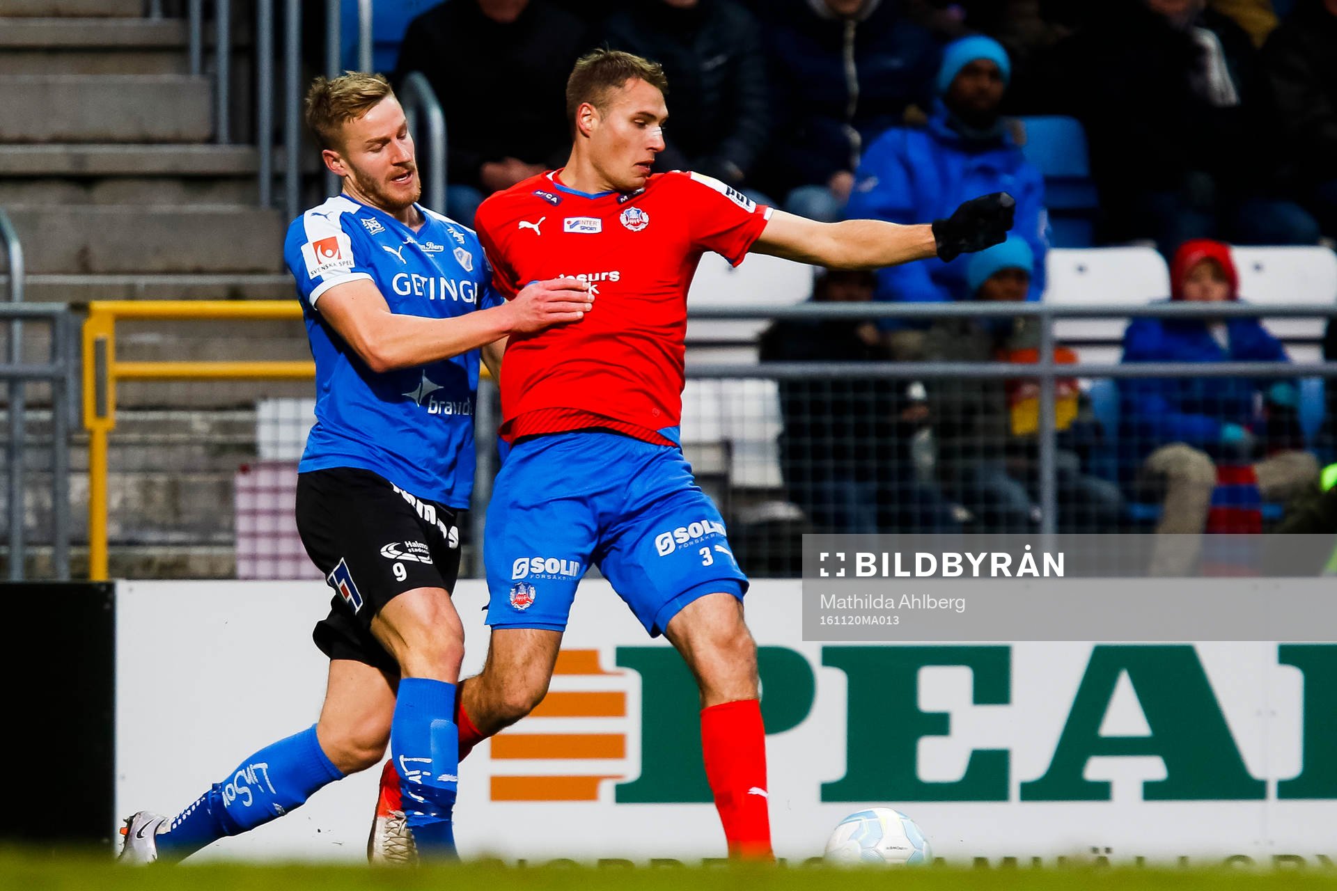 Halmstads Alexander Ruud Tveter och Helsingborgs Frederik