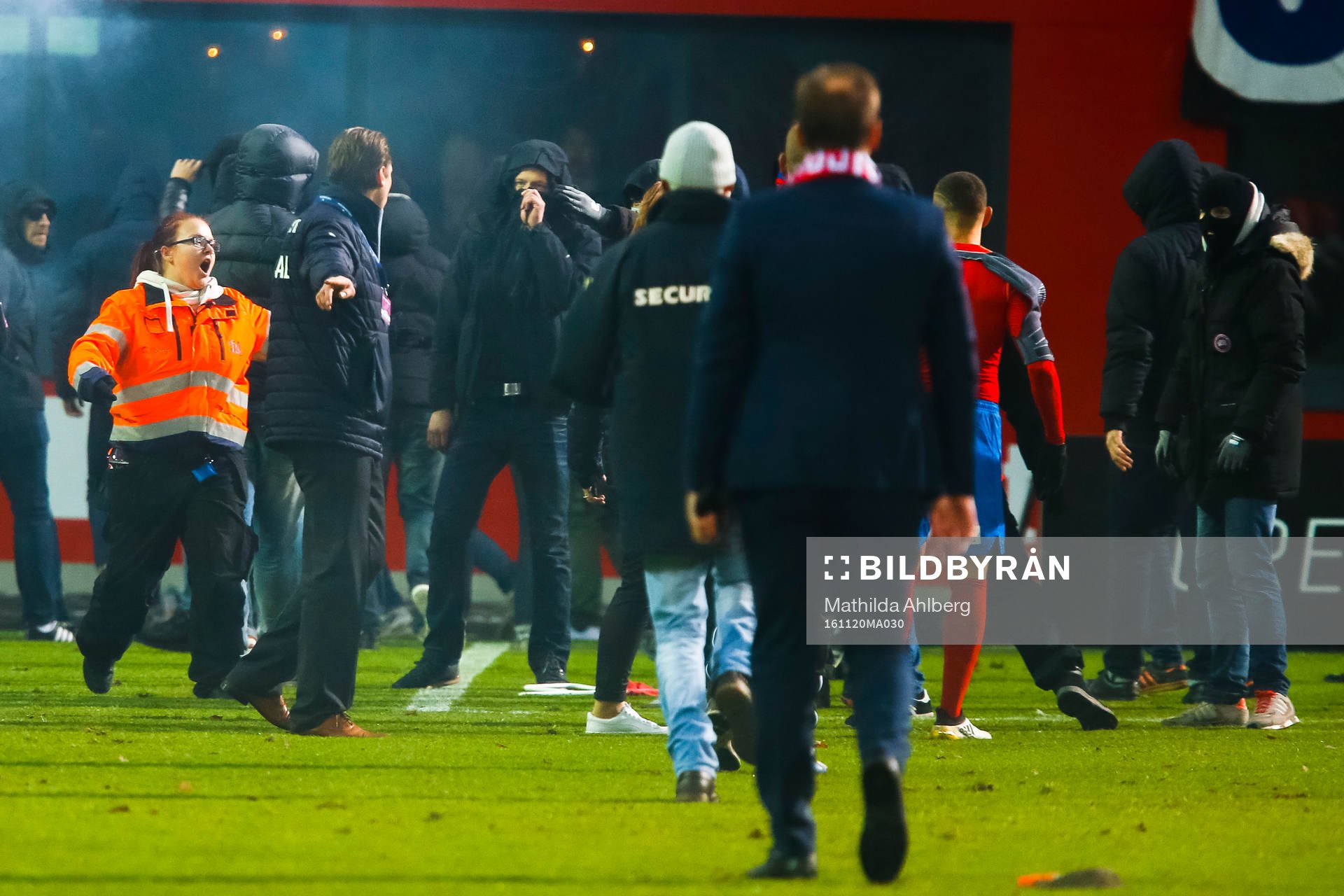 Helsingborgs Jordan Larsson irriterad på supportrar som