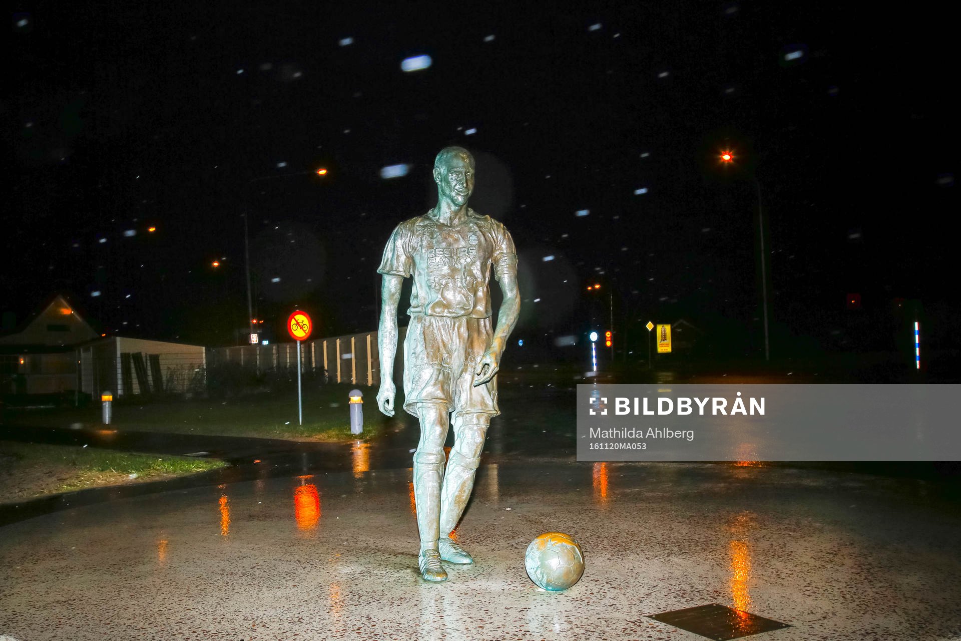 Henrik Larssons staty