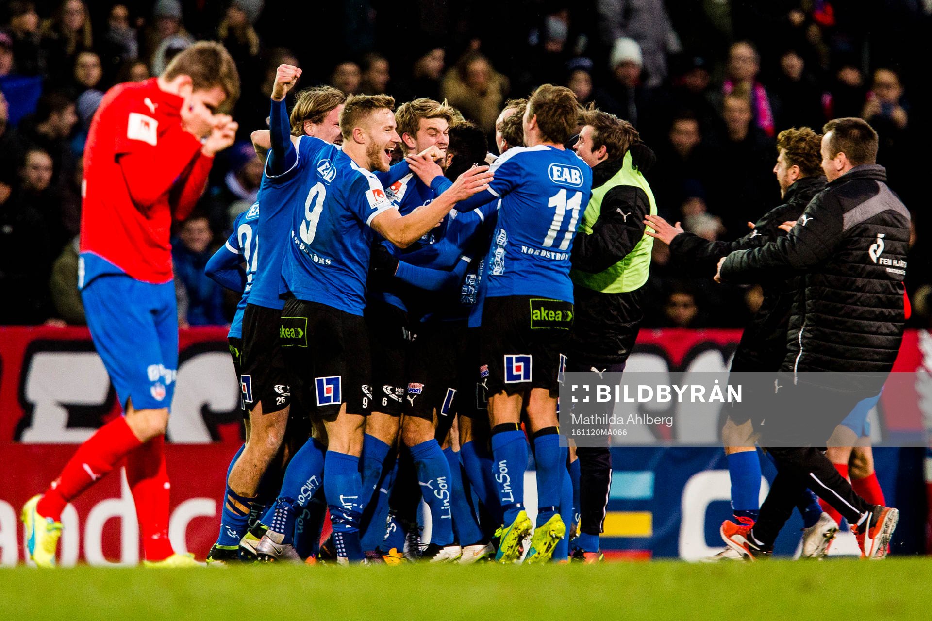 Helsingborgs Adam Eriksson deppar samtidigt som Halmstads