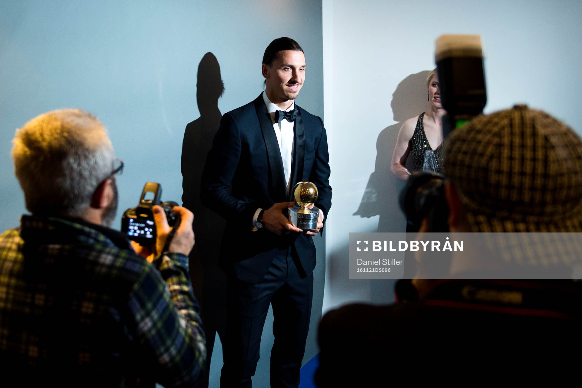 Zlatan Ibrahimovic med sin 11e guldboll