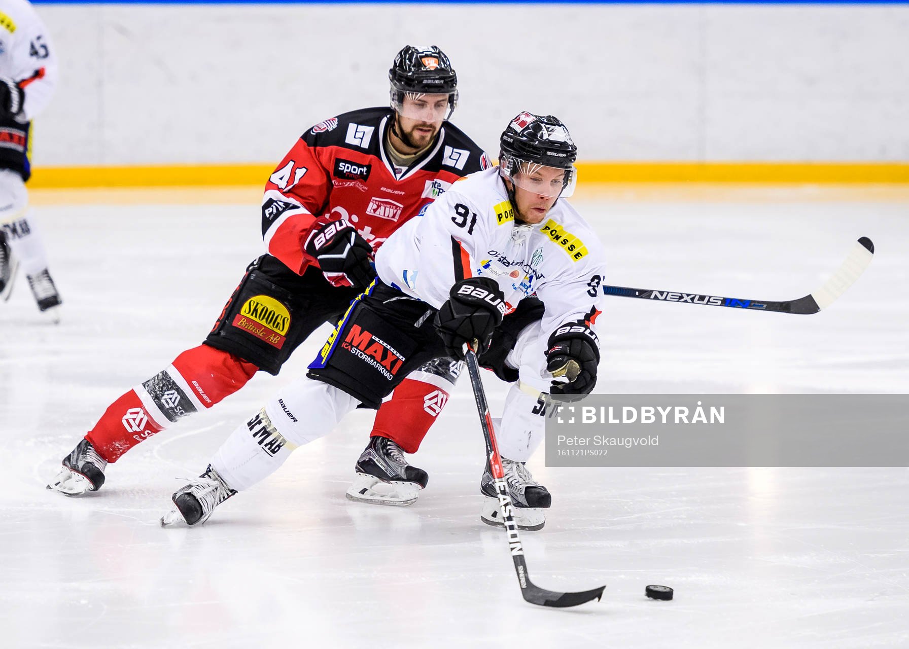Piteås Johannes Tornberg jagar Asplövens Jesse Rohtia