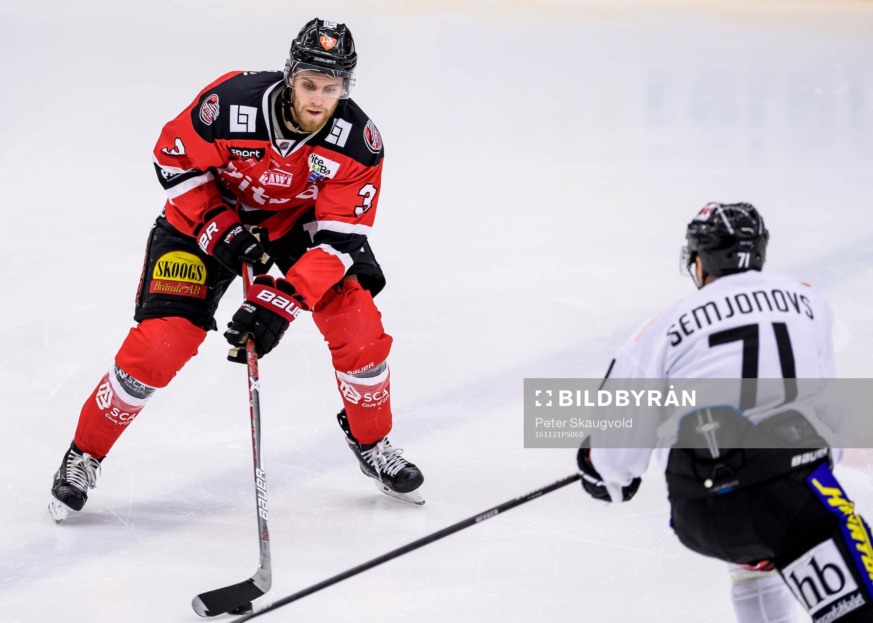 Piteås Sebastian Harila med pucken
