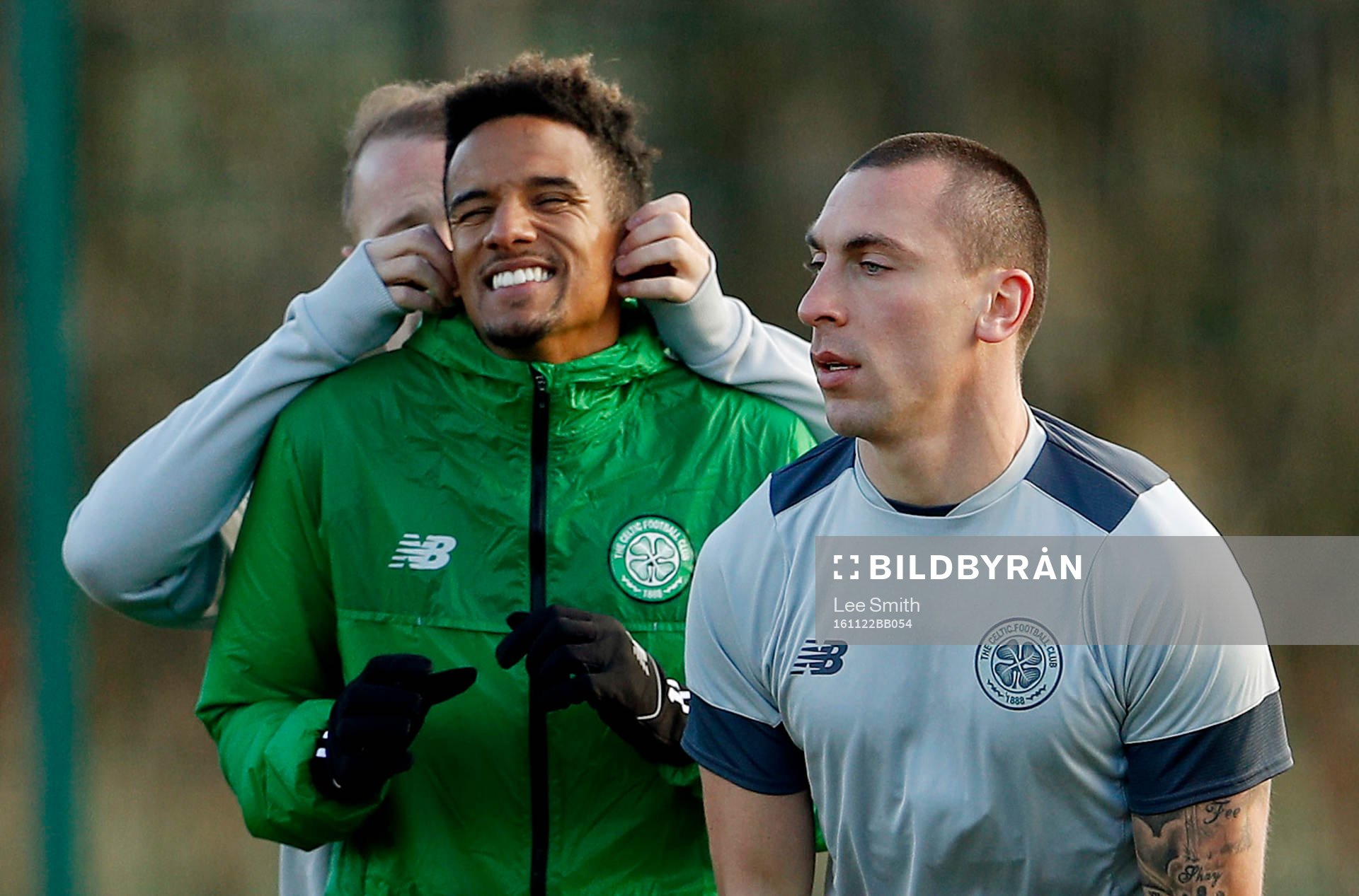  Britain Football Soccer - Celtic Training - Celtic Training Ground, Glasgow, Scotland - 22/11/16 Celtic's Lee Griffiths, Scott Sinclair and Scott Brown during training Action Images via Reuters / Lee Smith Livepic EDITORIAL USE ONLY.