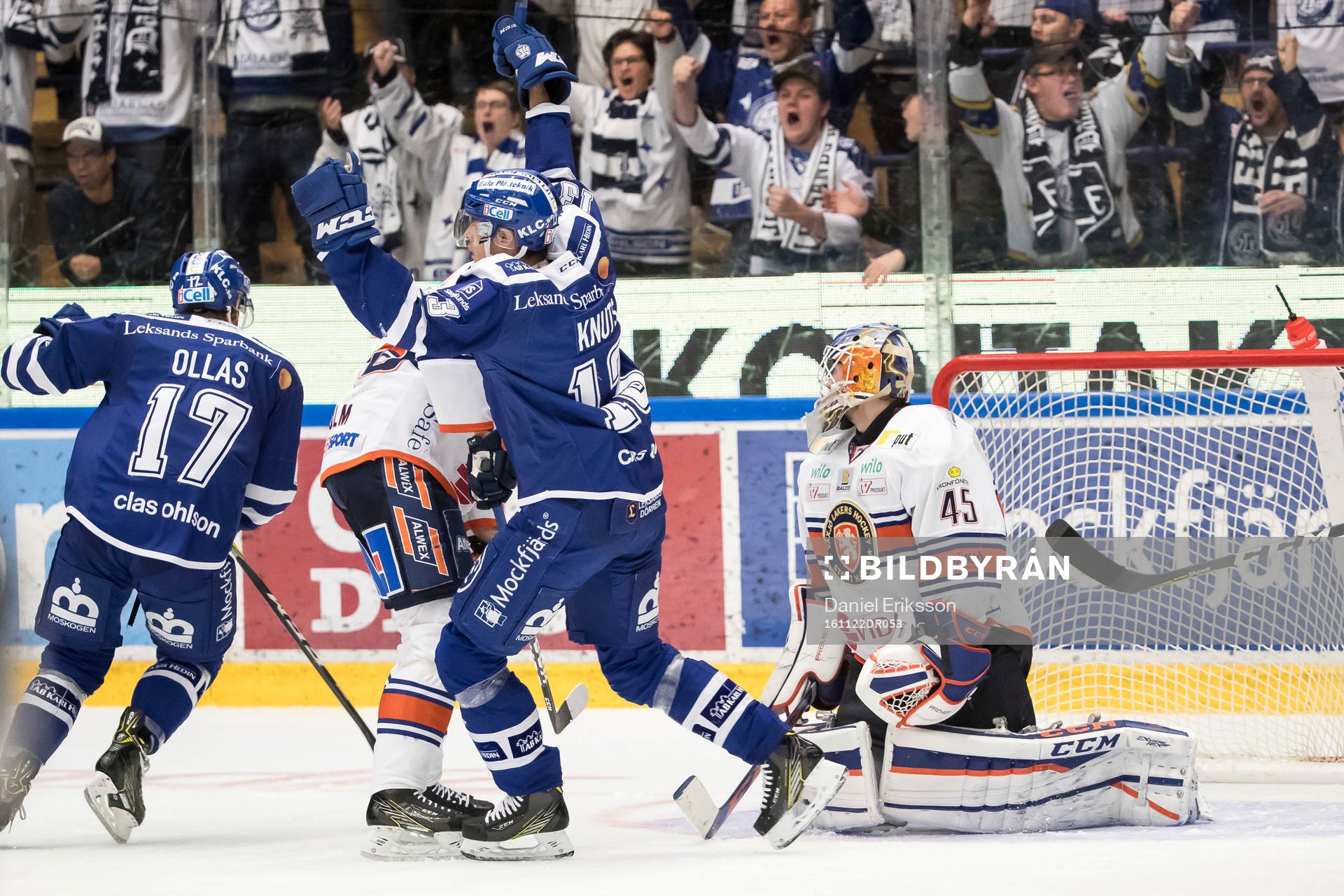 Leksands Jon Knuts och Jesper Ollas jublar framför
