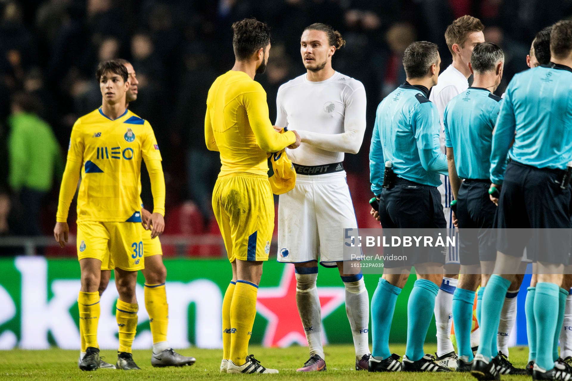 FC Köpenhamns Erik Johansson deppar