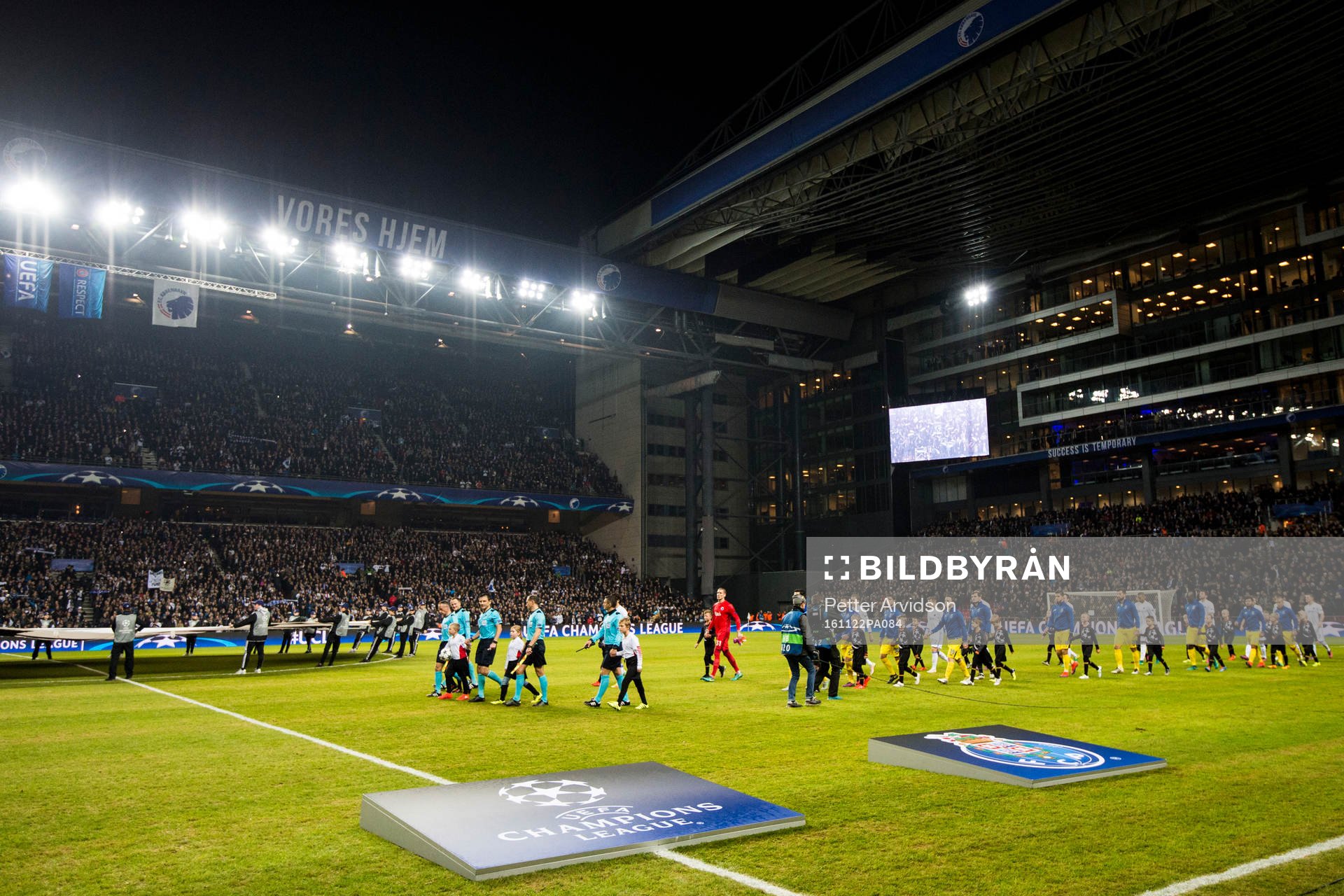 Lagen gör entré in på Parken
