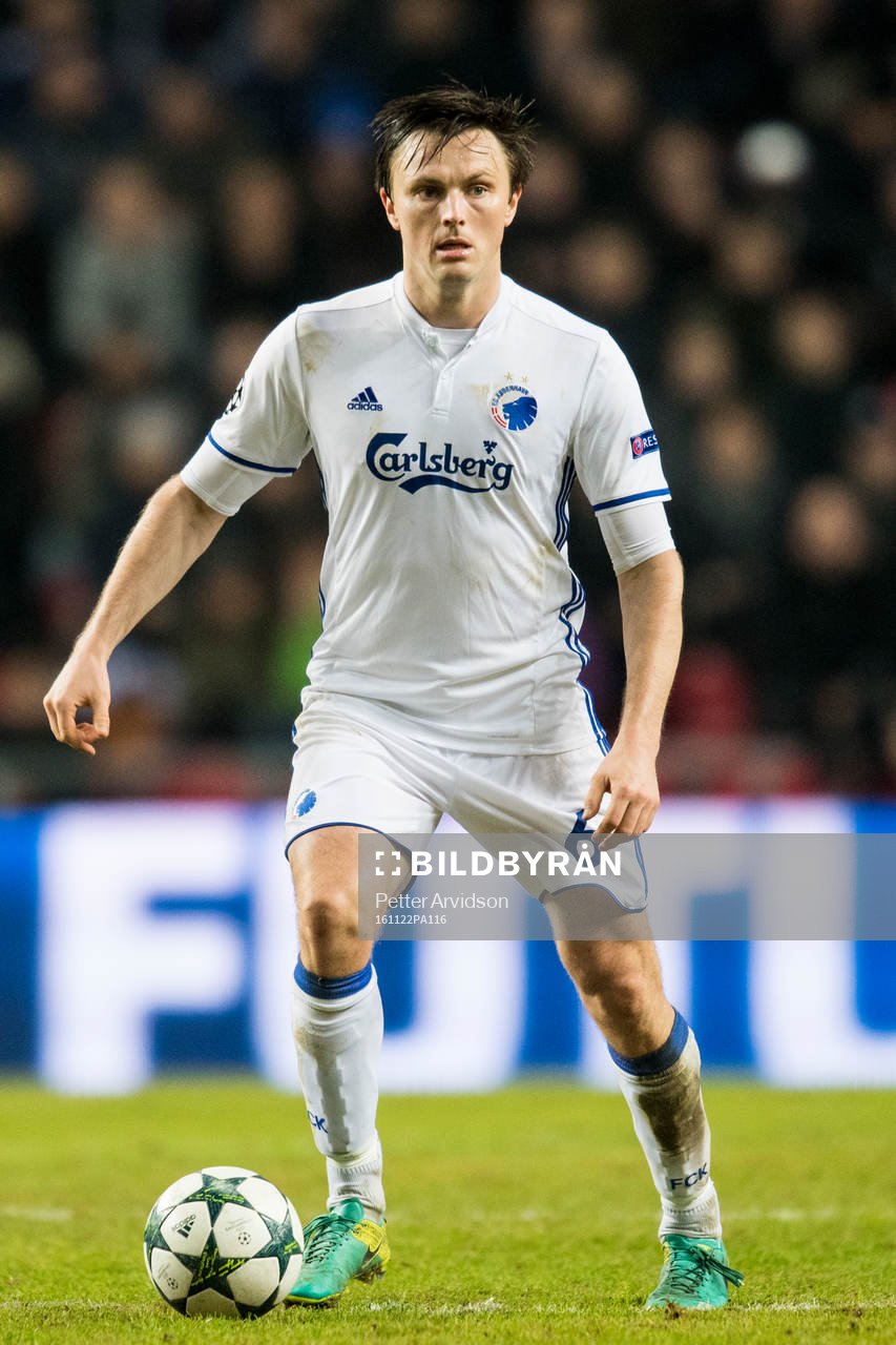 FC Köpenhamns William Kvist under fotbollsmatchen i Champions League mellan Köpenhamn och Porto den 22 november 2016 i Köpenhamn.