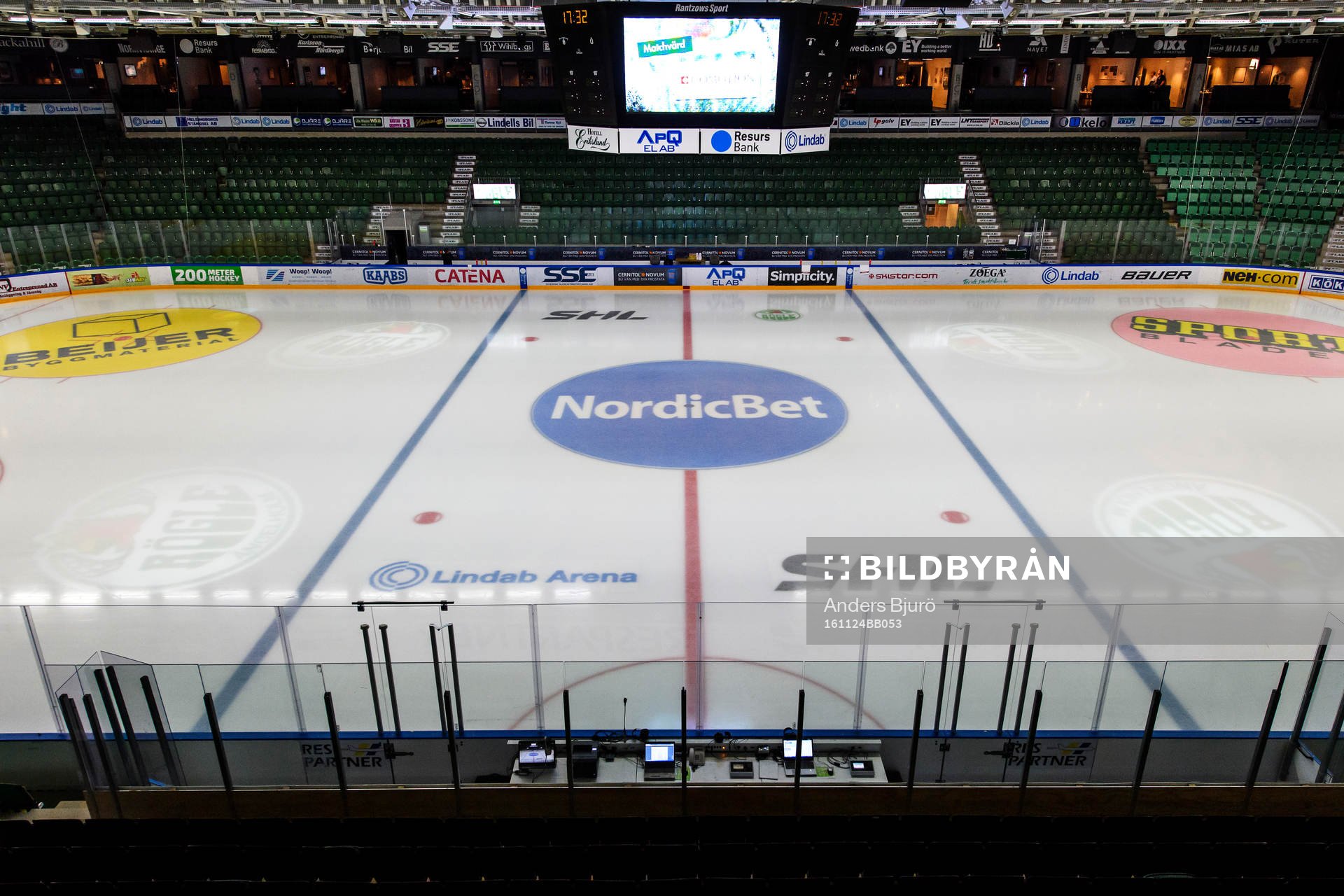 Ett tomt Lindab Arena