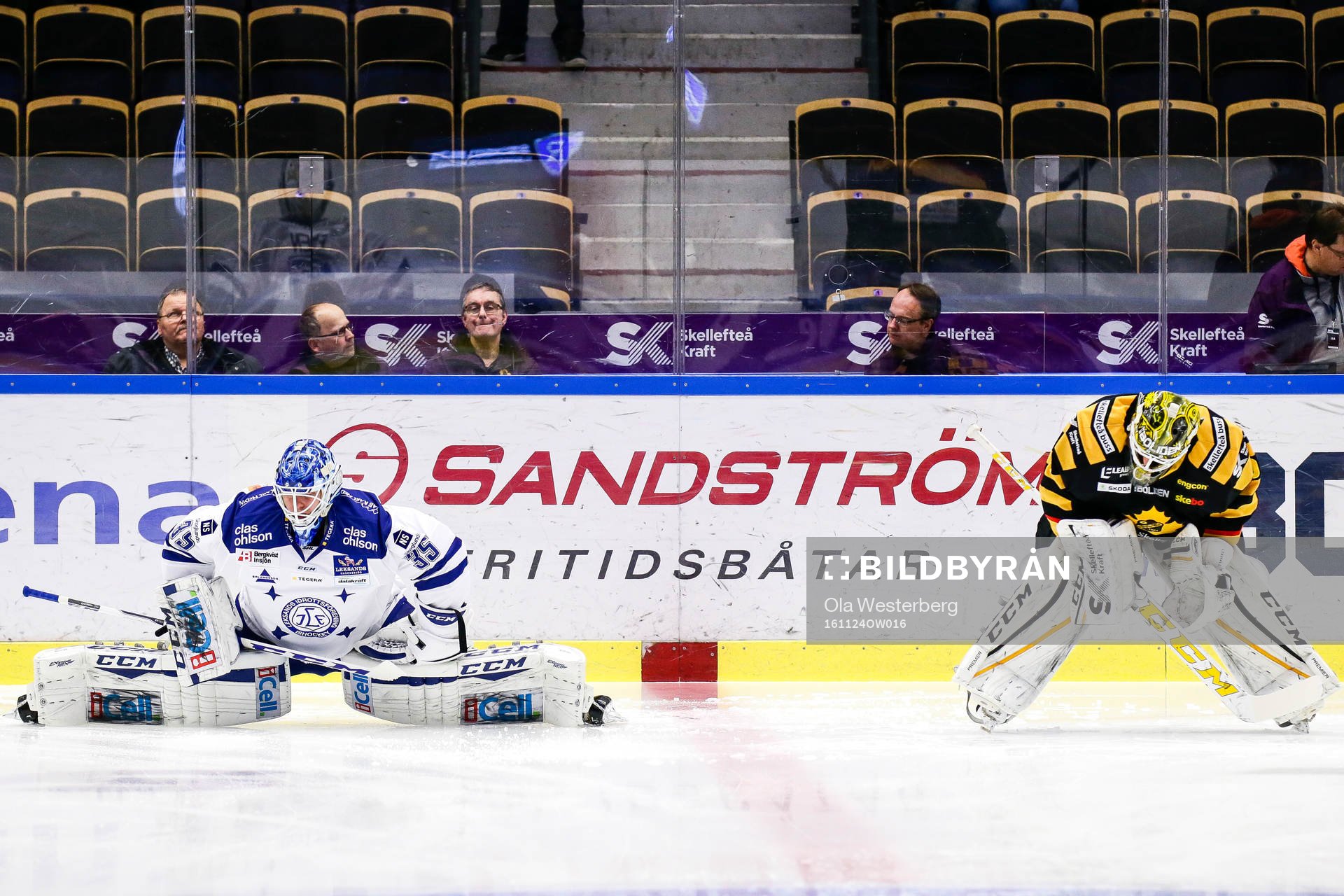 Skellefteås målvakt Joni Ortio  och Leksands målvakt